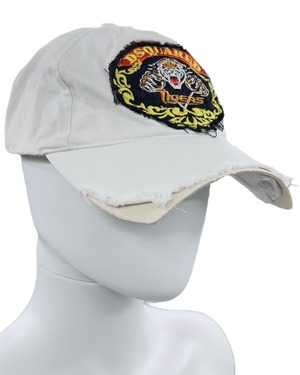 2000s DSQUARED2 DISTRESSED CAP