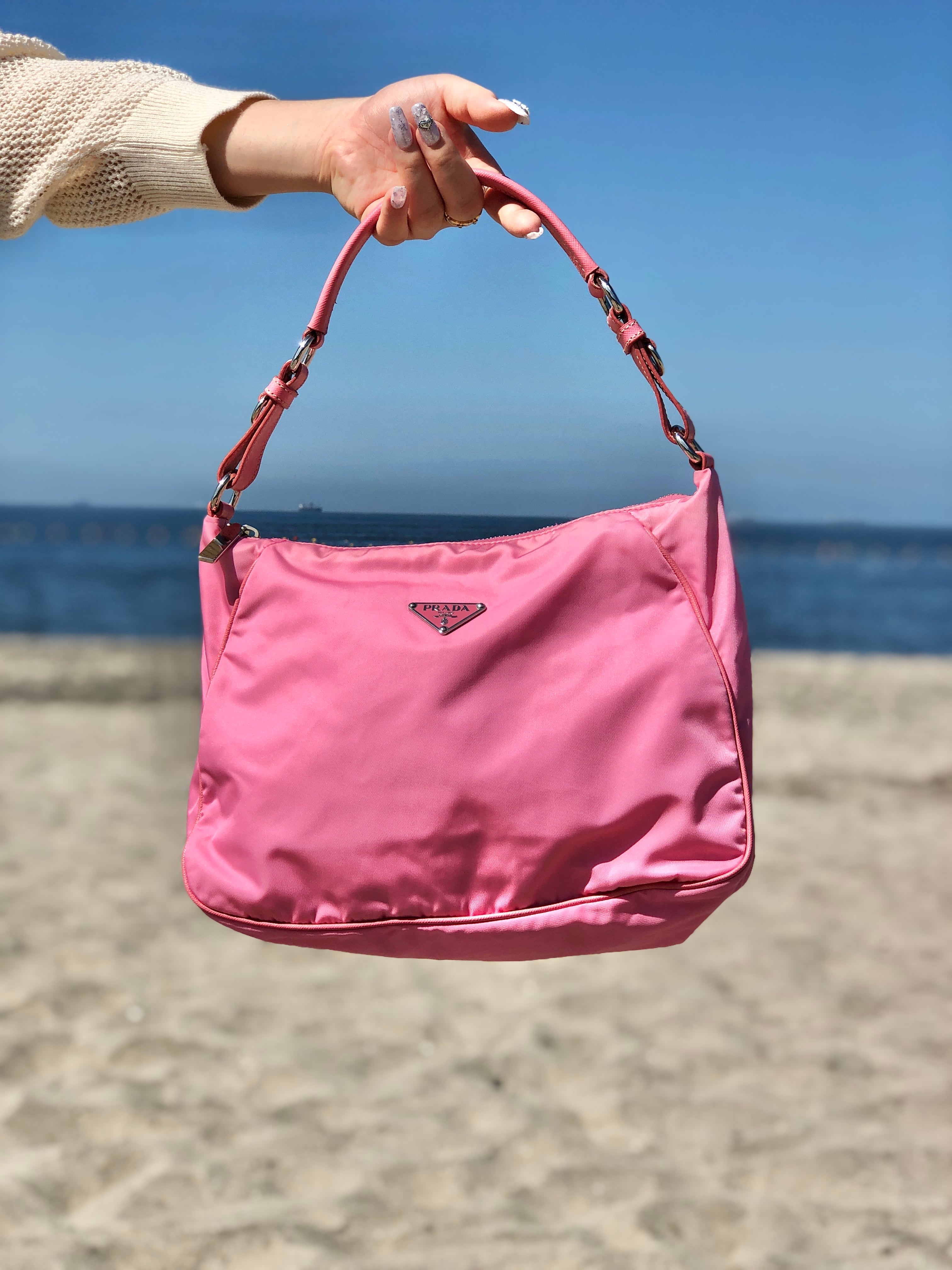 日本直送 名牌中古包 】PRADA プラダ トライアングルロゴ ホーボー 