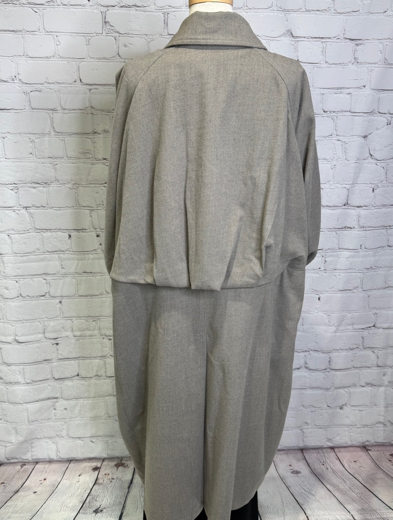 SALE！CYAN TOKYO シアントーキョー エアリーバックウーリーコート