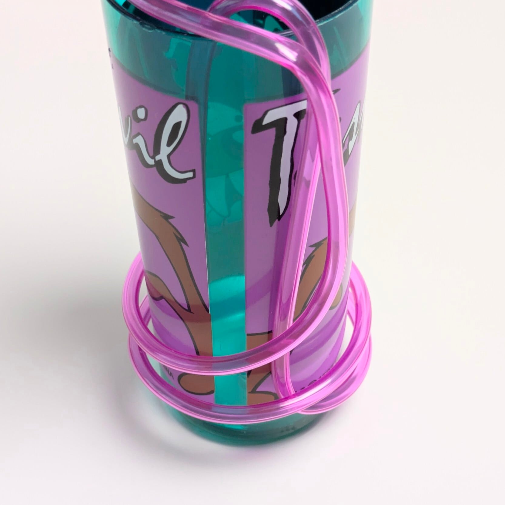 ☆VINTAGE 1997☆【 Looney Tunes ( ルーニーテューンズ )】 タズマニアンデビル / TAZ / タズストロー付きプラスチックコップ / パープル〚アメリカン雑貨 アメトイ〛