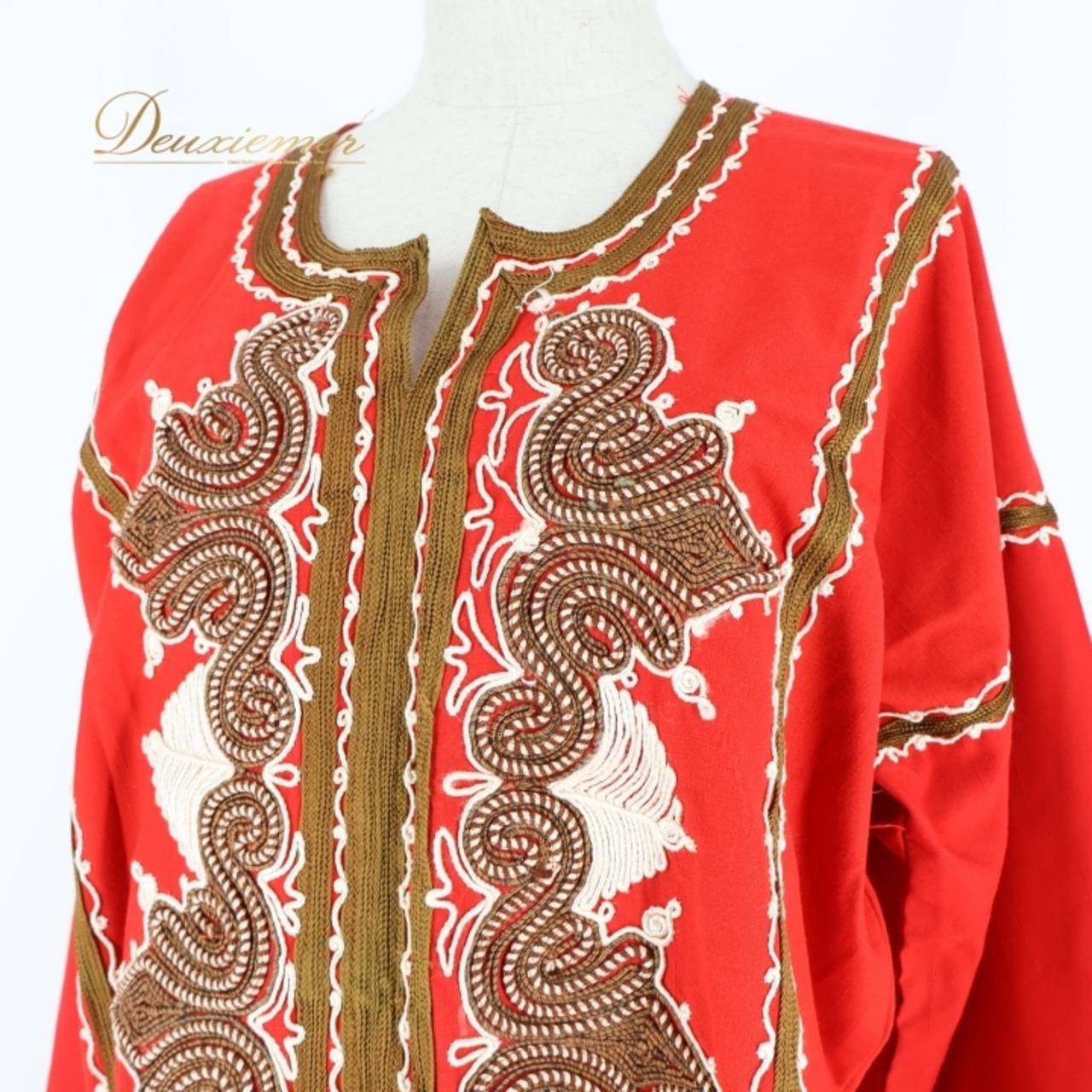 ベリーダンス 衣装 ワンピース ドレス レッド系 刺繍 赤 茶 白 羽織り 長袖 ロング スリット ガラベーヤ ハリージ 民族舞踏 ダンス衣装 練習 レッスン イベント ステージ ブラウン系 ホワイト系