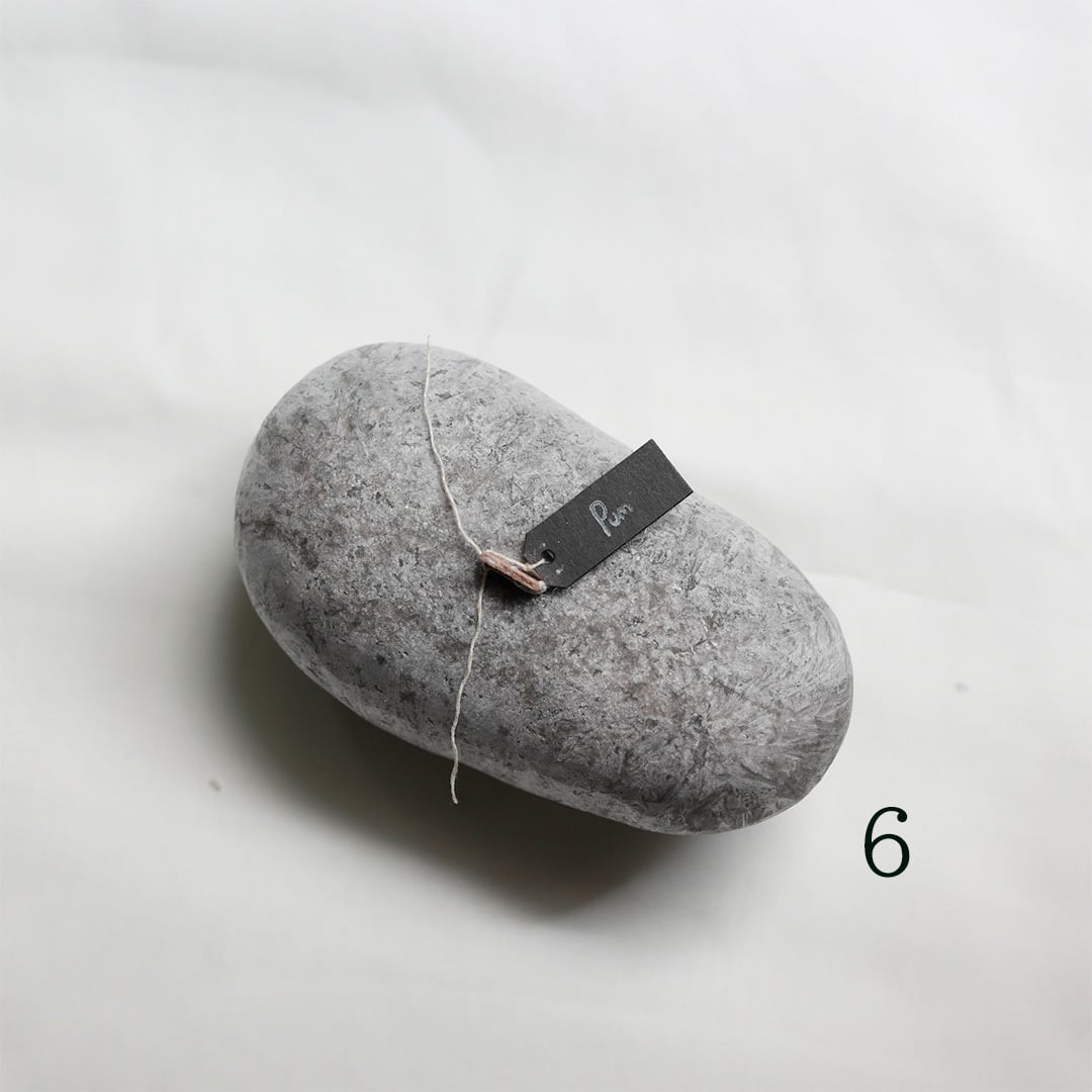 Pum (パム) Stone Candle M ﾗｳﾝﾄﾞA(細長) キャンドル | FREEPARK