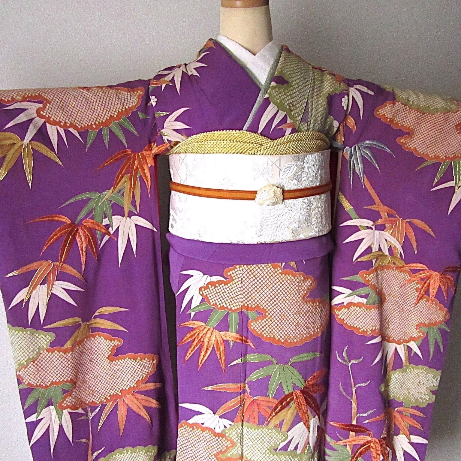 アンティーク着物と和装小物 着物屋 一反