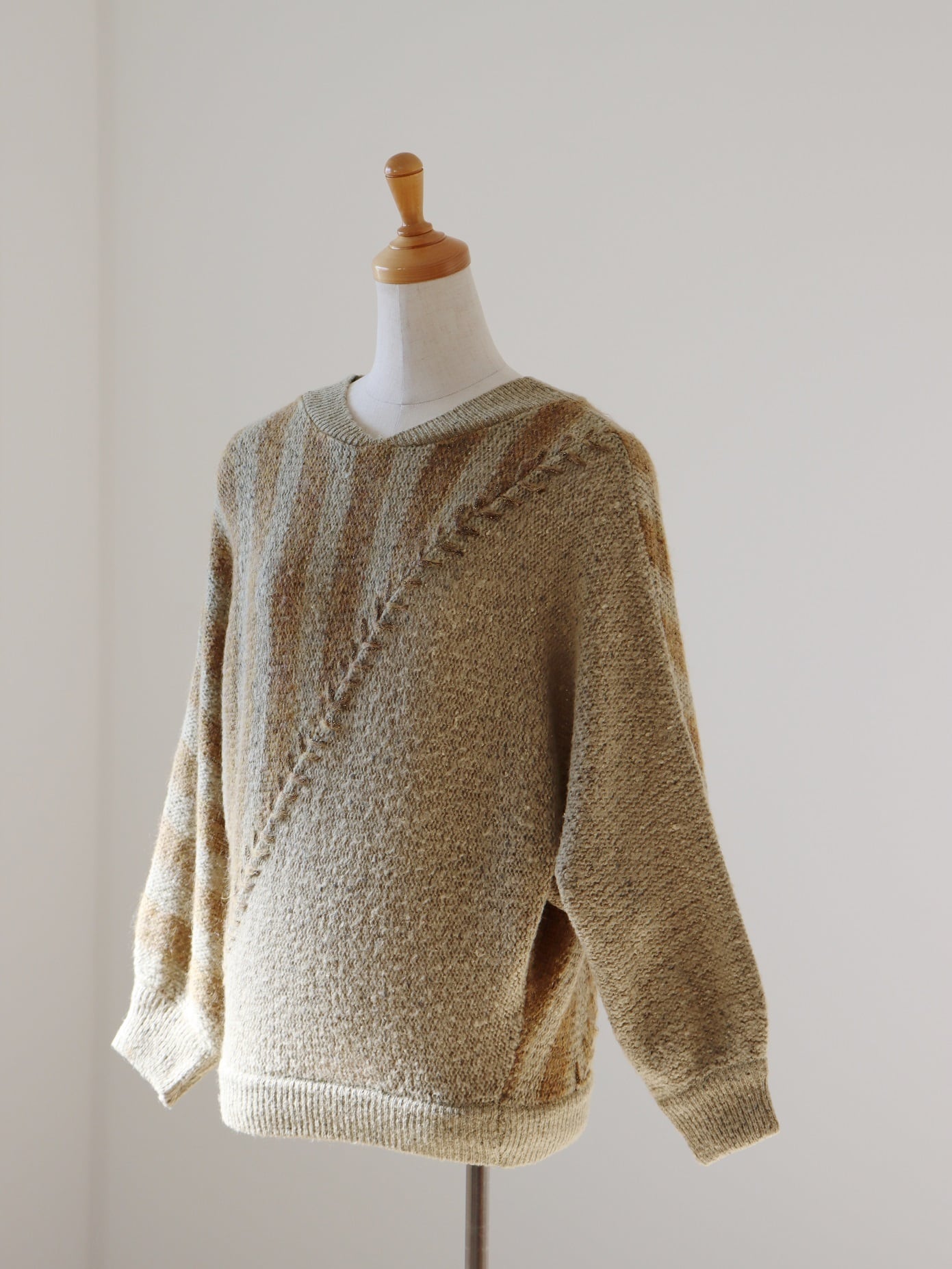 made in ITALY OSCAR VALENTINO kid mohair asymmetry dolman sleeve sweater