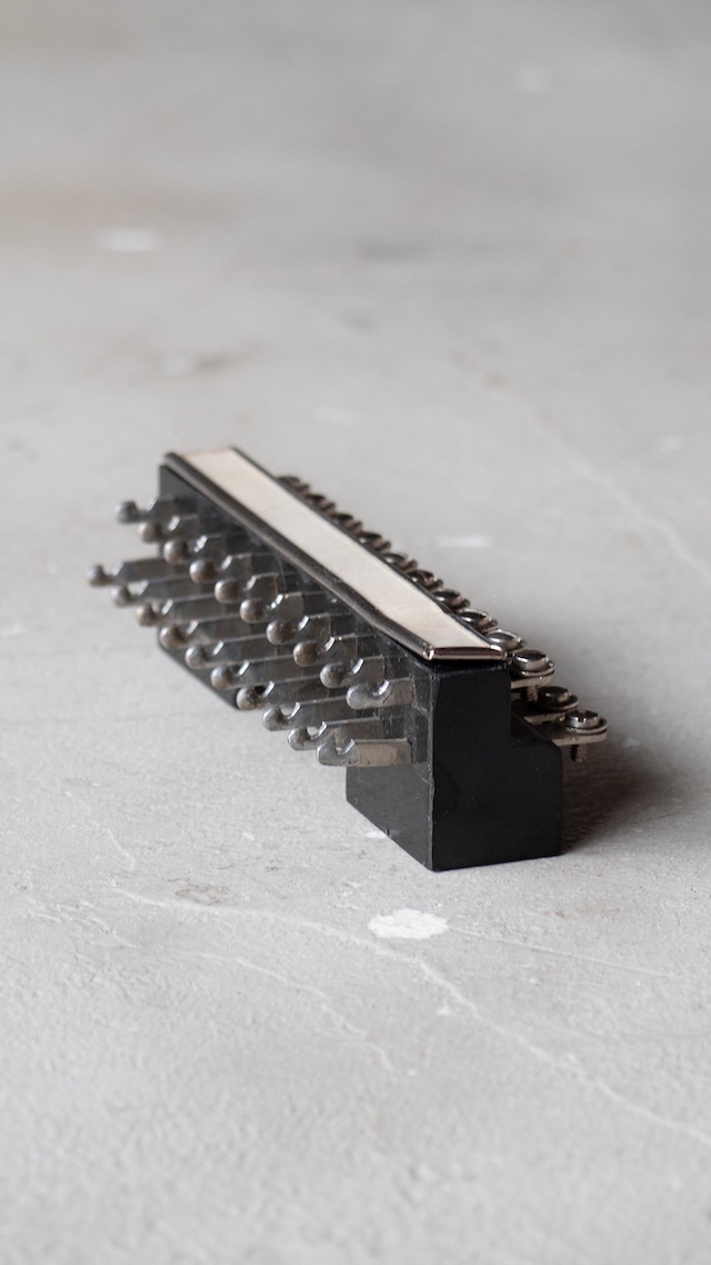 unknown vintage Terminal board