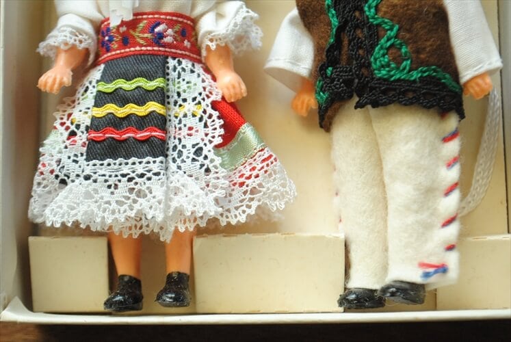 チェコ製 フォークロア衣装のドール 2体セット 箱付き 東欧