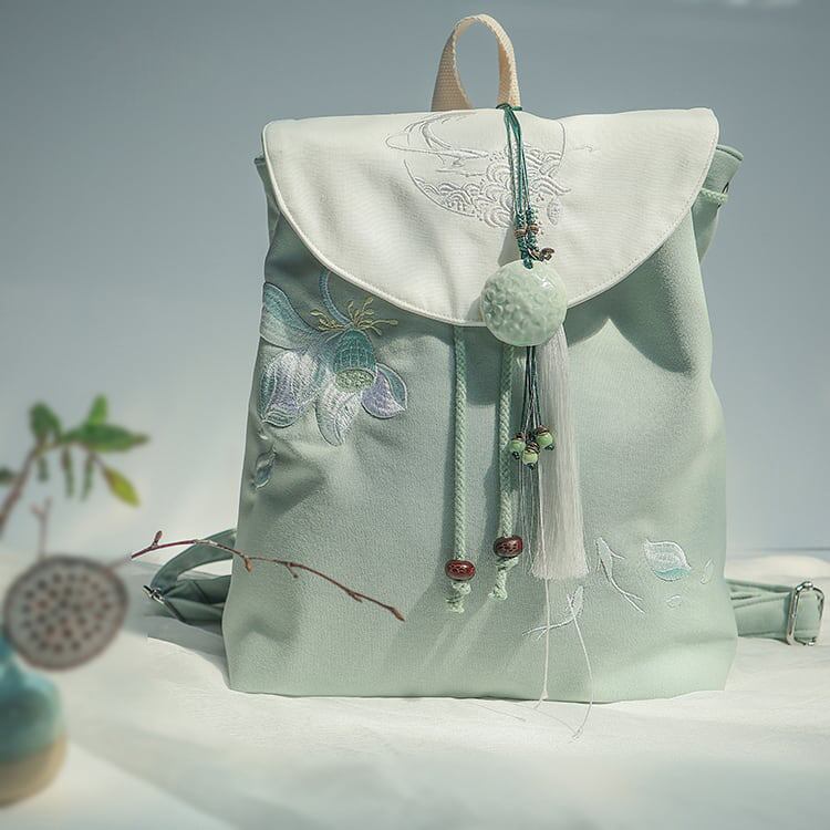 花柄刺繍　和装用バッグ　総ビーズ 花柄刺繍 和装用バッグ 総ビーズ 花柄刺繍の和装用バッグ