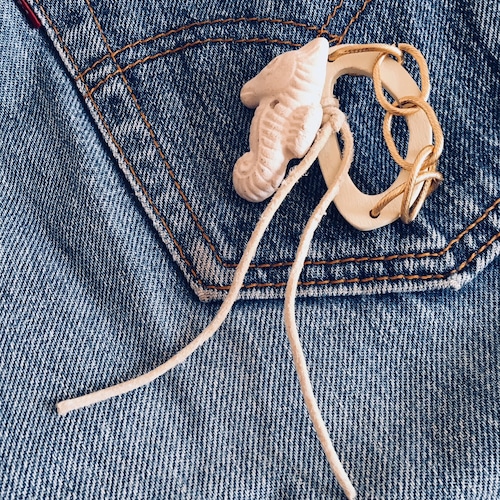 【1点モノ】タツノオトシゴ×古材ウッドブローチ