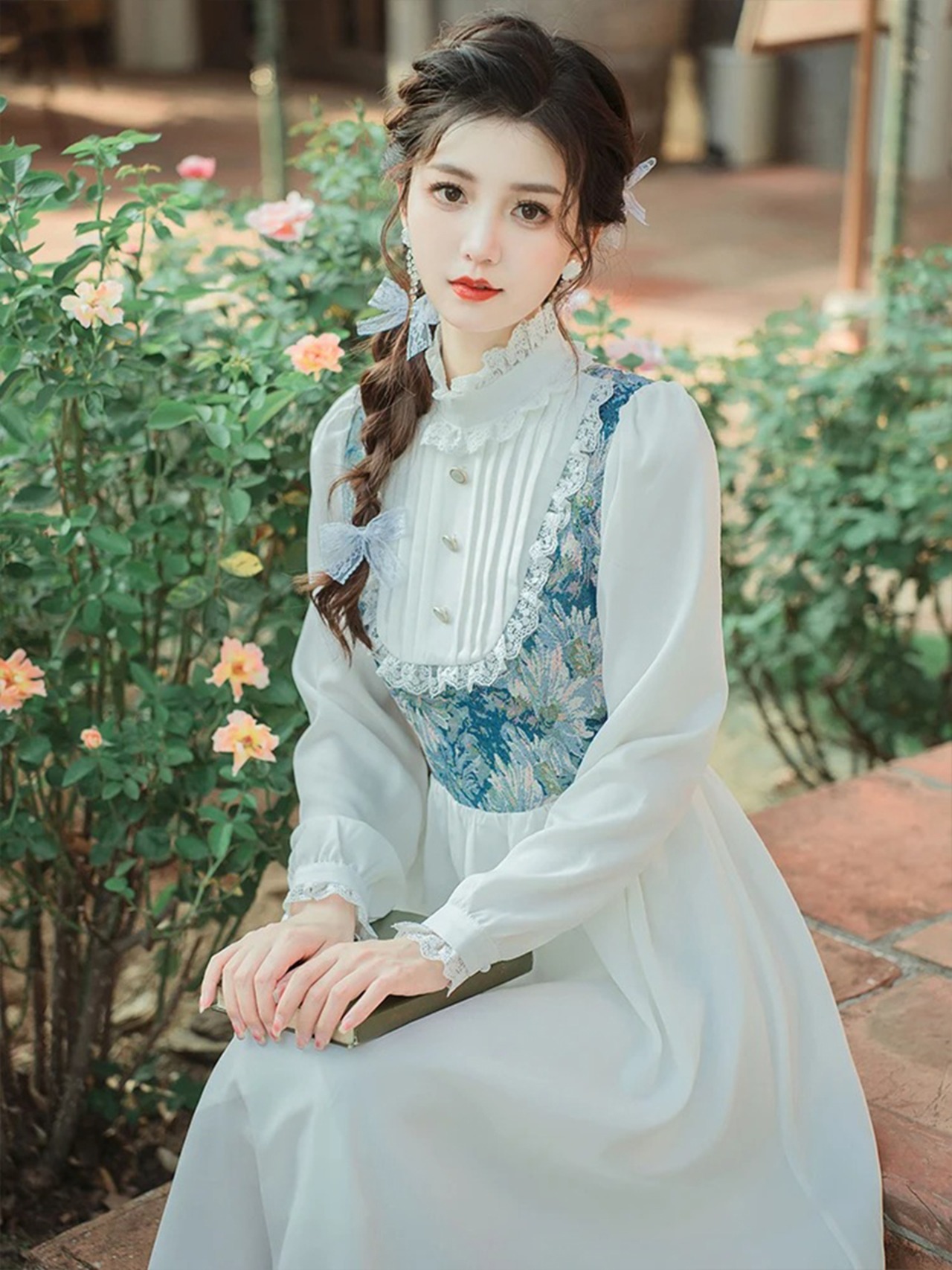 【0122】Vintage Jacquard Flower Long Sleeve Dress