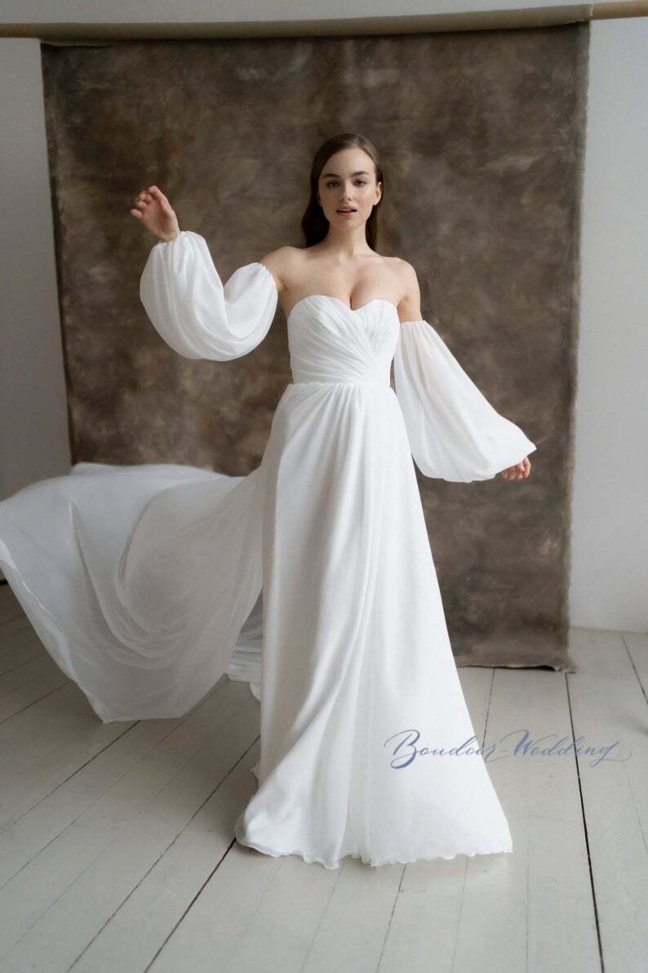 フランス風 ウエディングドレス ホワイト ベアトップ プリンセスライン  