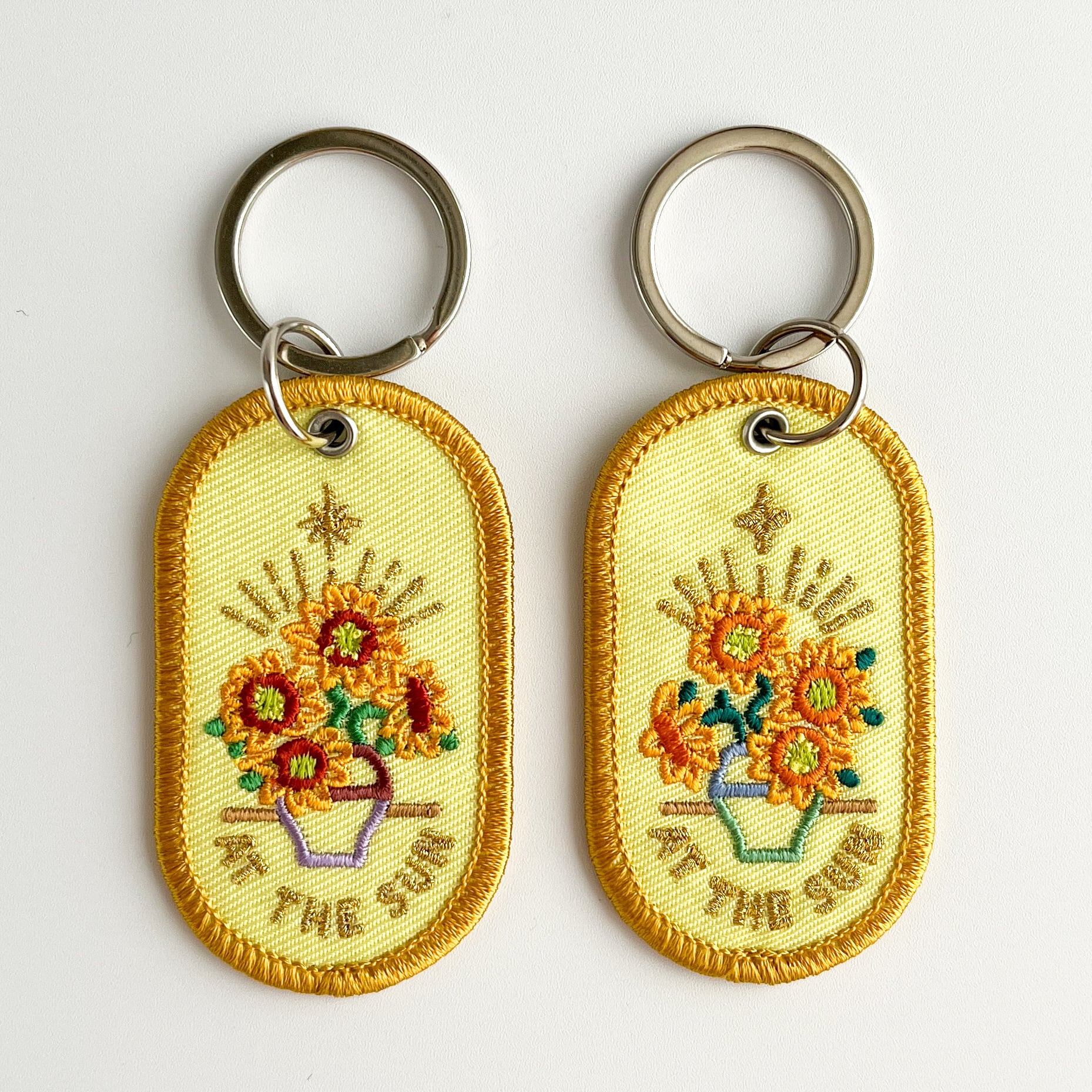 kecori 記念グッズリング　非売品　おまけ付 ゴッホ 2/8b PairKeyRing ART MUSEUM 「AT THE SUN」 | hmm, by 東京都