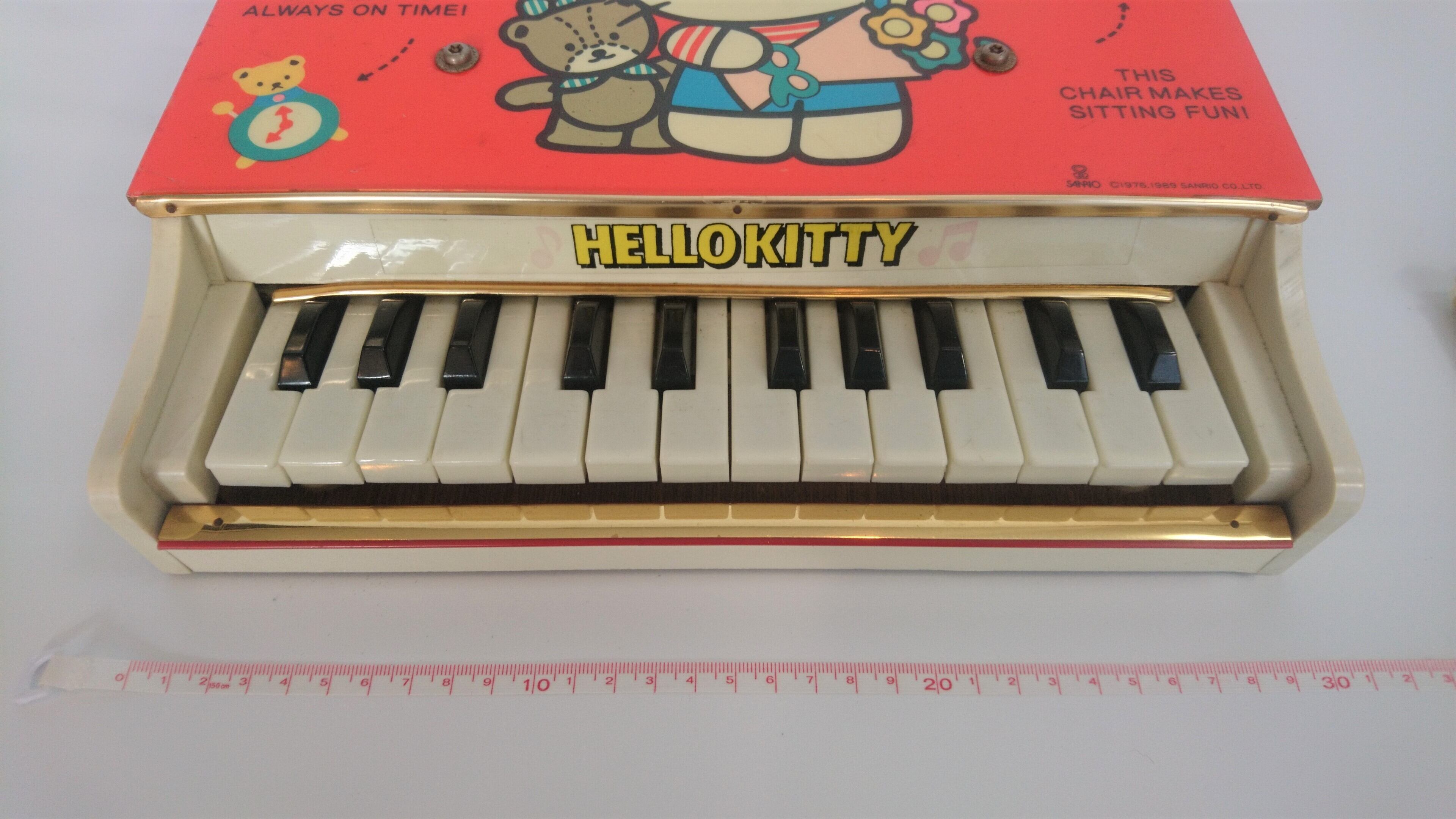 vintage］ハローキティ トイピアノ 24鍵盤 | おもちゃ楽器.com