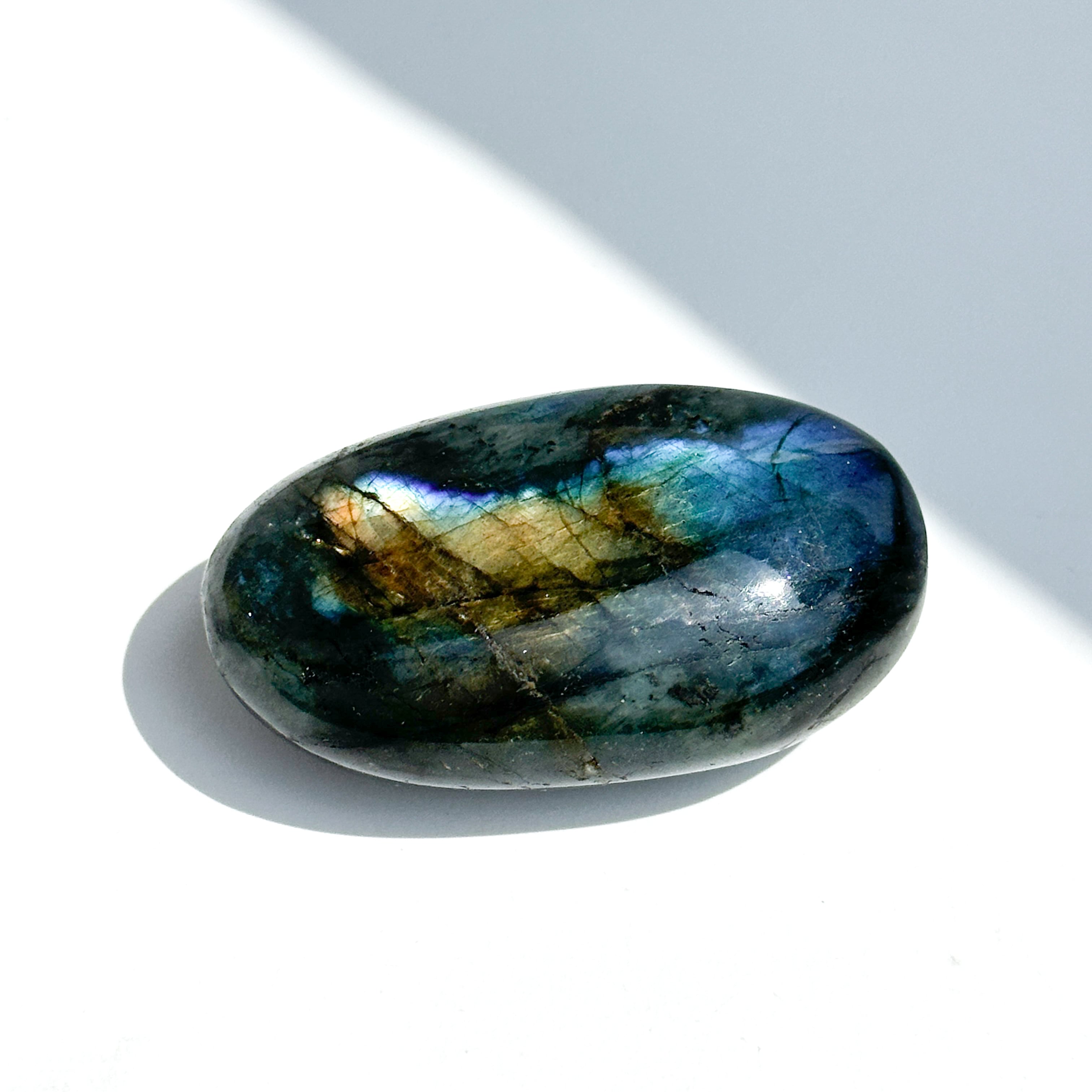 ラブラドライト パームストーン 23◇ Labradorite ◇天然石・鉱物