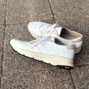men's HAND MADE leatherスニーカー　Vibram sole　White