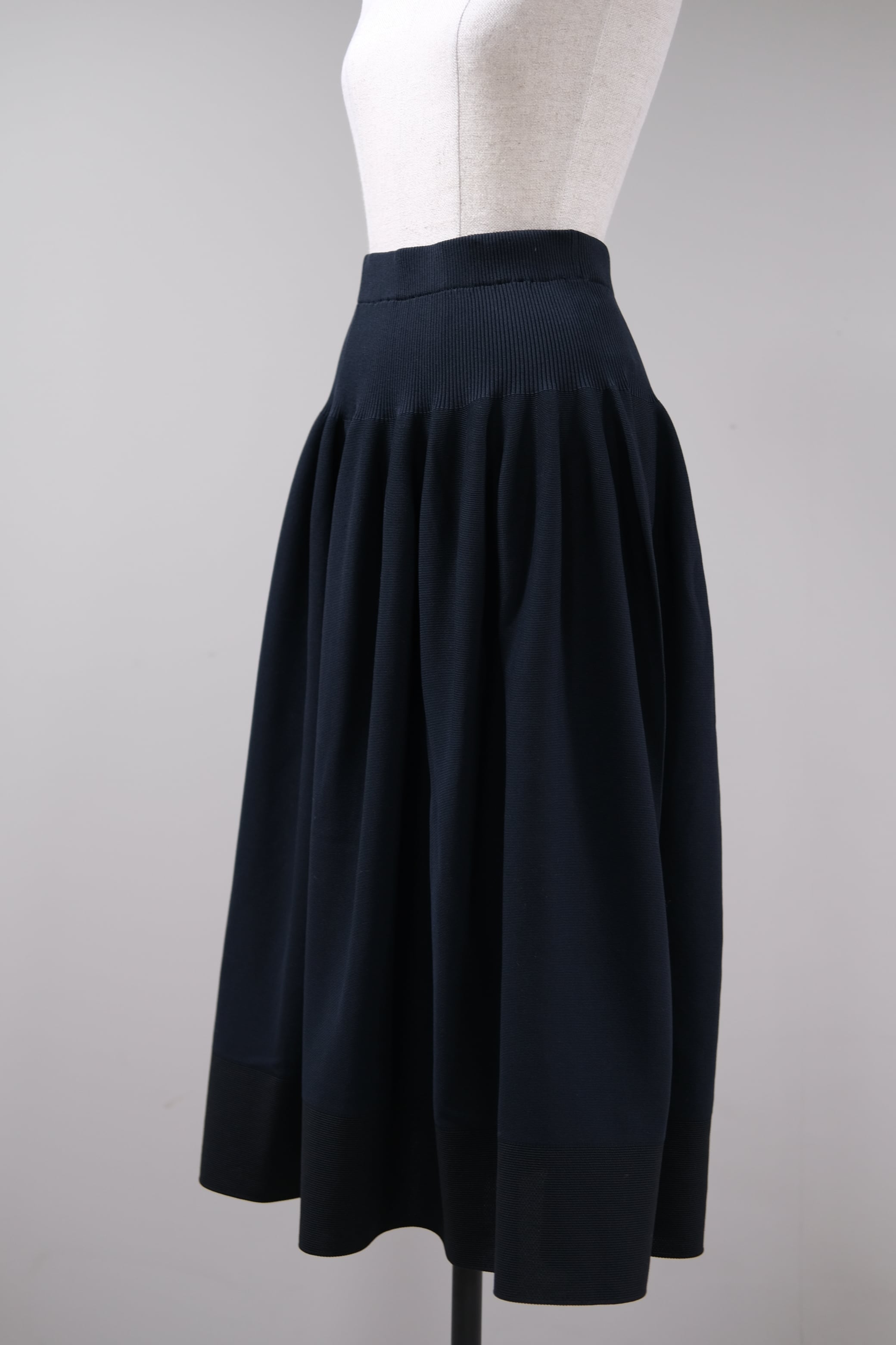 CFCL RIVULET SKIRT ネイビー CFCL】RIVULET SKIRT - black - | loop