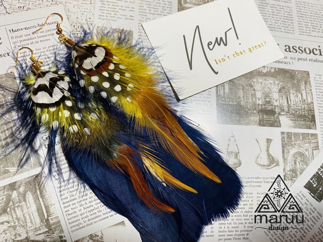 Navy × Yellow Feather earrings 羽根ピアス 大ぶり 大きめ