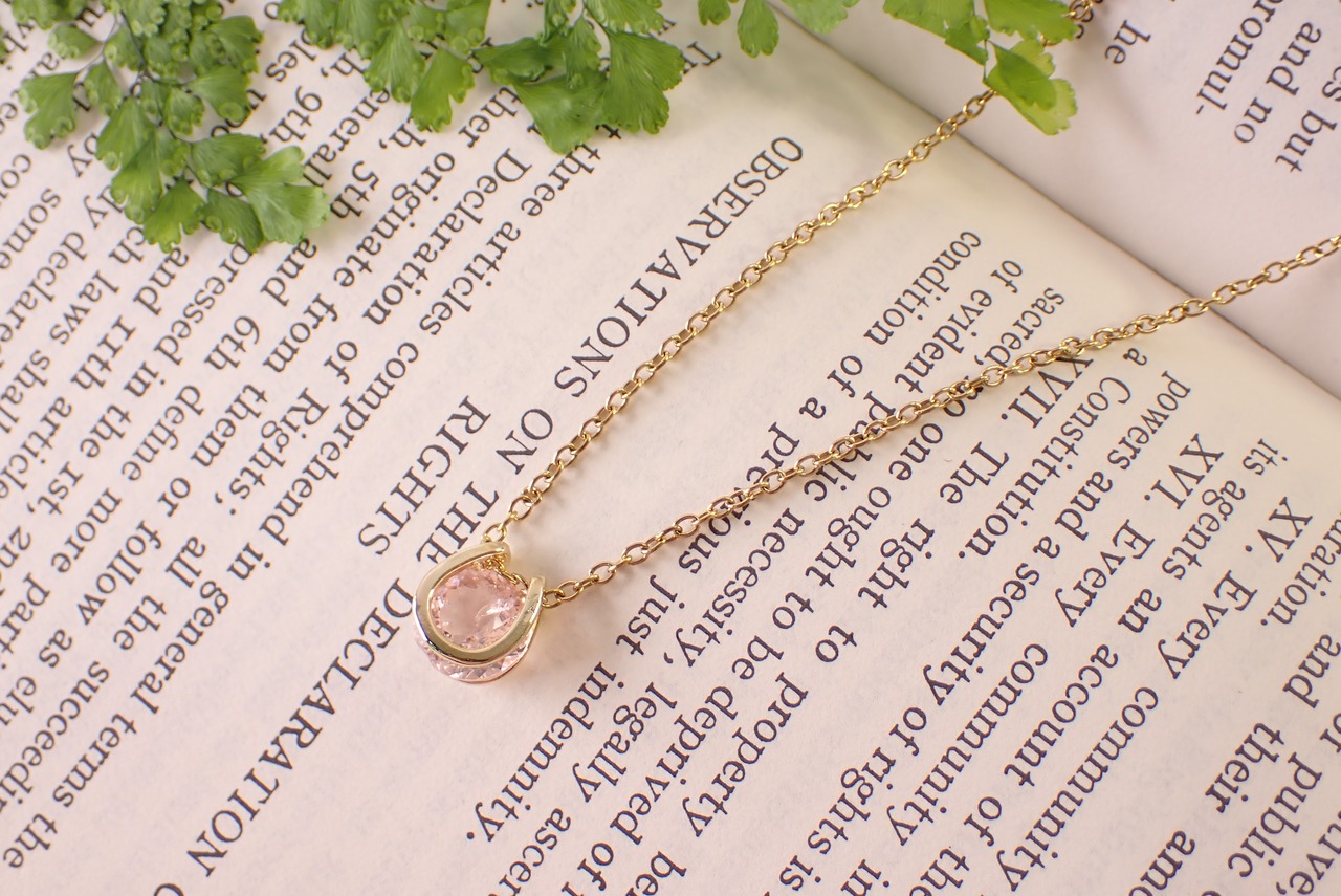 モルガナイトネックレス　2.29ct [D12‐182]