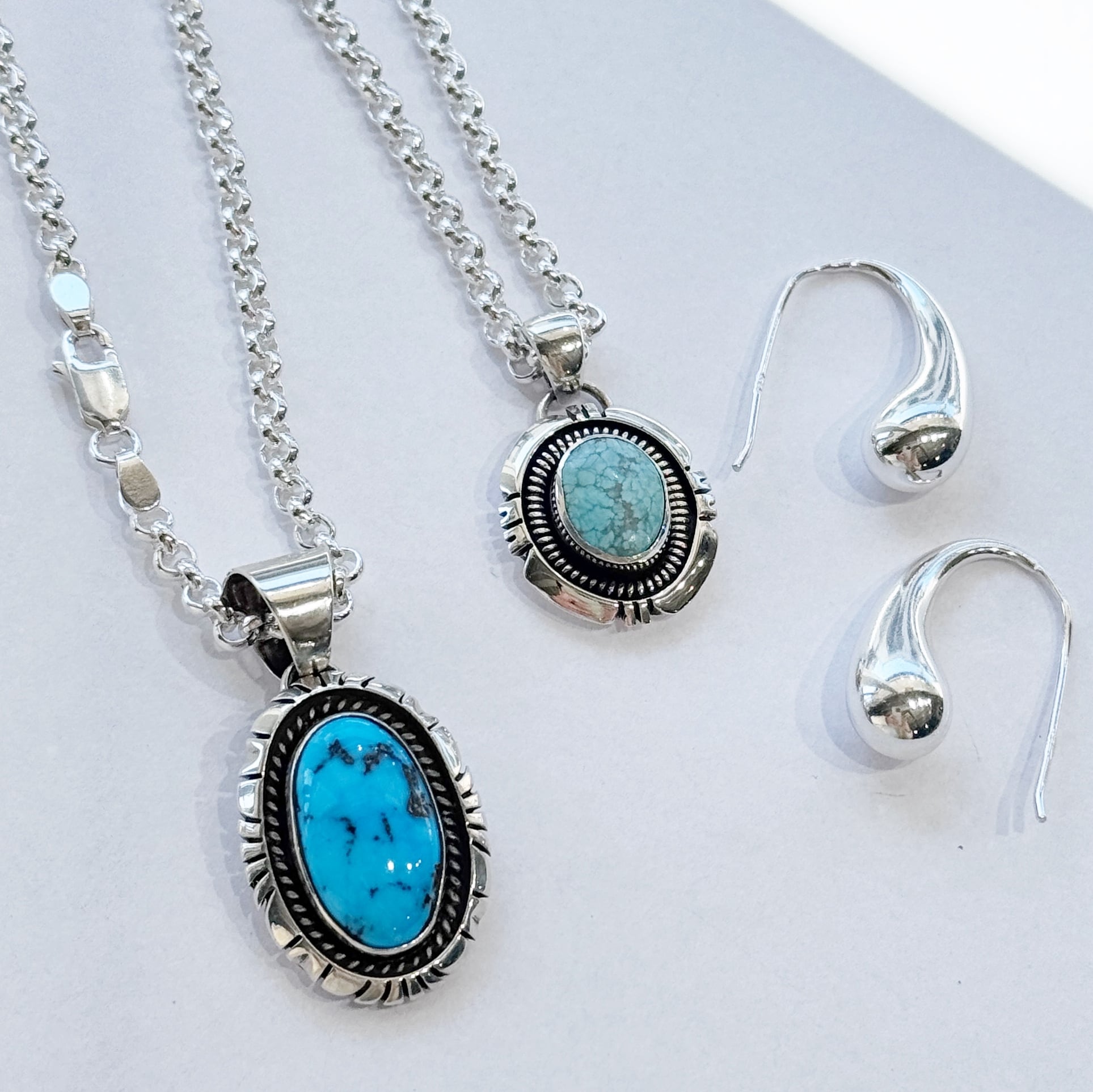 Indian Jewelry 》モレンシ ターコイズ 一点物 ペンダント Indian Jewelry 》モレンシ ターコイズ 一点物 ペンダント