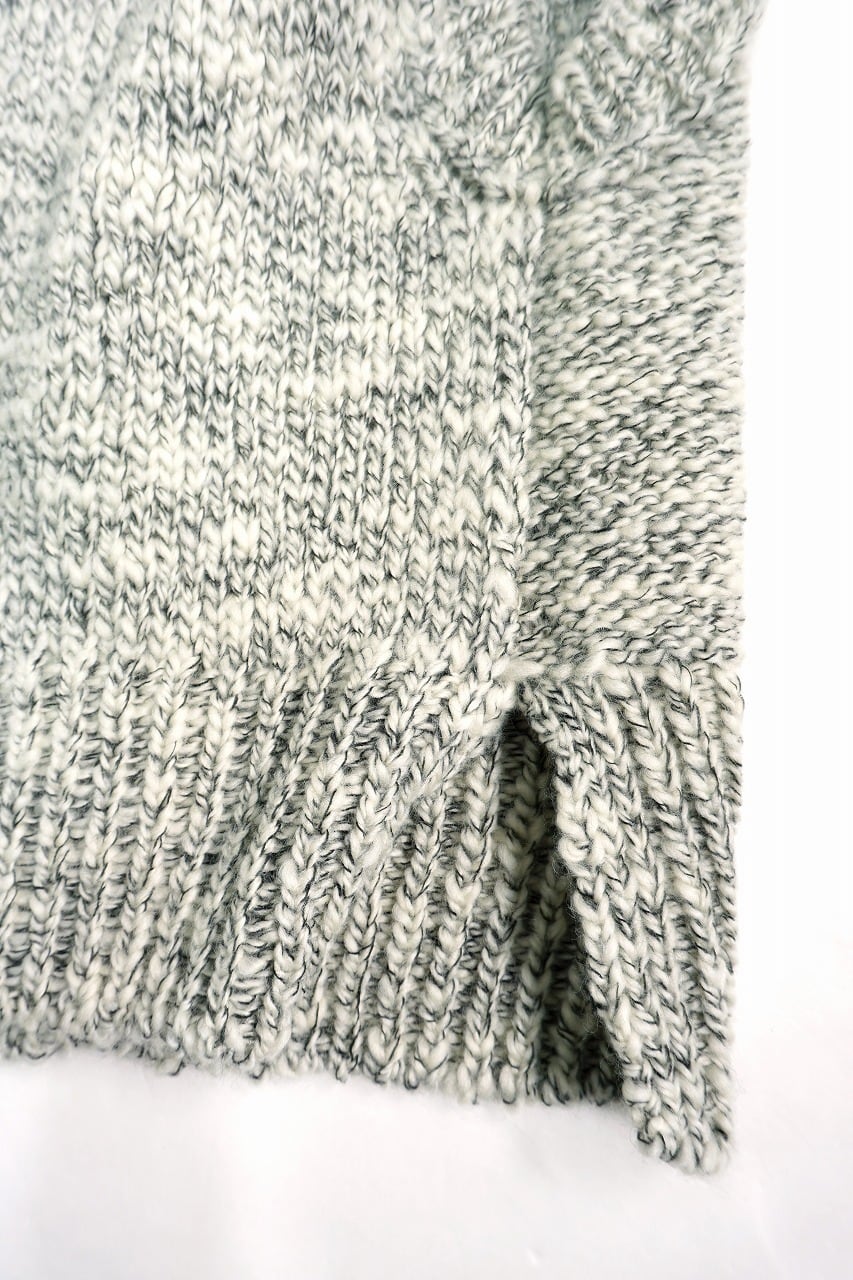 Hand Framed Chunky Mock Vest