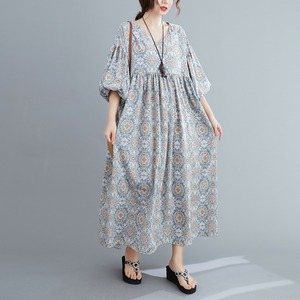 エスニック風ワンピース　 ワンピース フレアワンピース ロング ロング丈 袖あり 7分袖 七分袖 ランタンスリーブ Vネック ワイド ポリエステル おしゃれ お洒落 アジアン エスニック エキゾチック 大人可愛い 大人女子 個性的 モダン 春 夏 10代 20代 30代 レディース ママ マタニティ 体系カバー M 青 ブルー