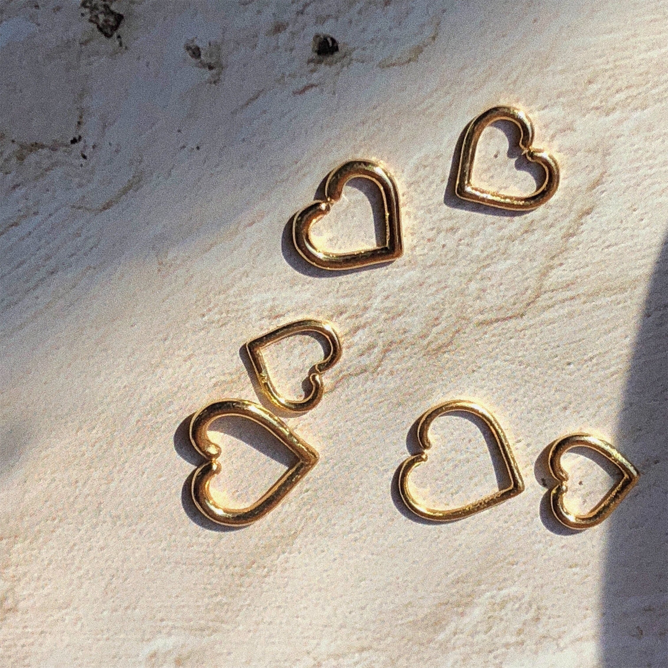 LOVE ピアス HEART Tragus body jewelry M 16G/K18YG, K18PG, Pt #LJ18033P ハート