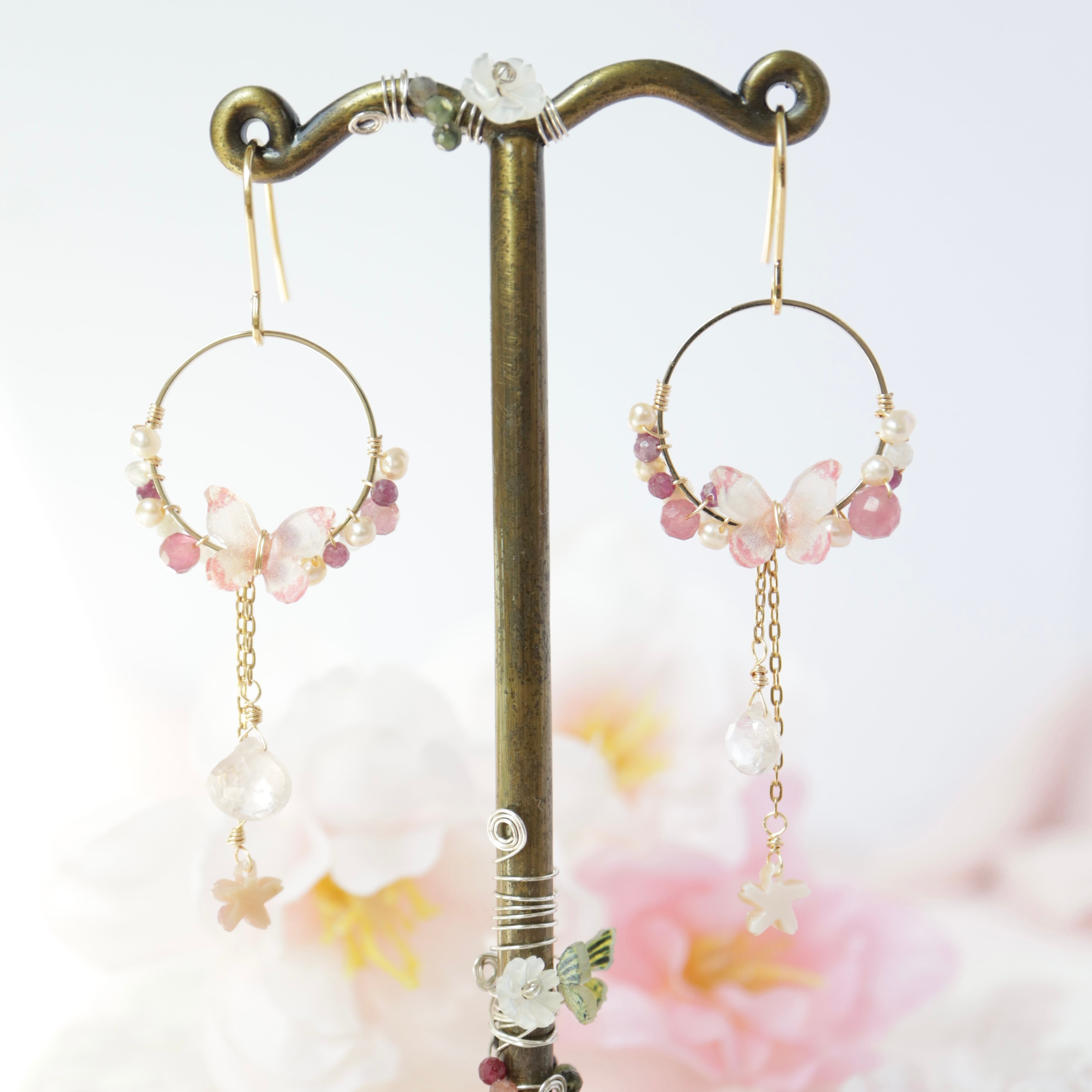 【Gewelryz】春の月夜☆天然石ピアス Gewelryz】春の月夜天然石ピアス