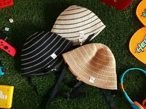 【kiddly】アゴリボン付き ストライプコットンストローバケットハット 48〜52cm ブラウン  24043