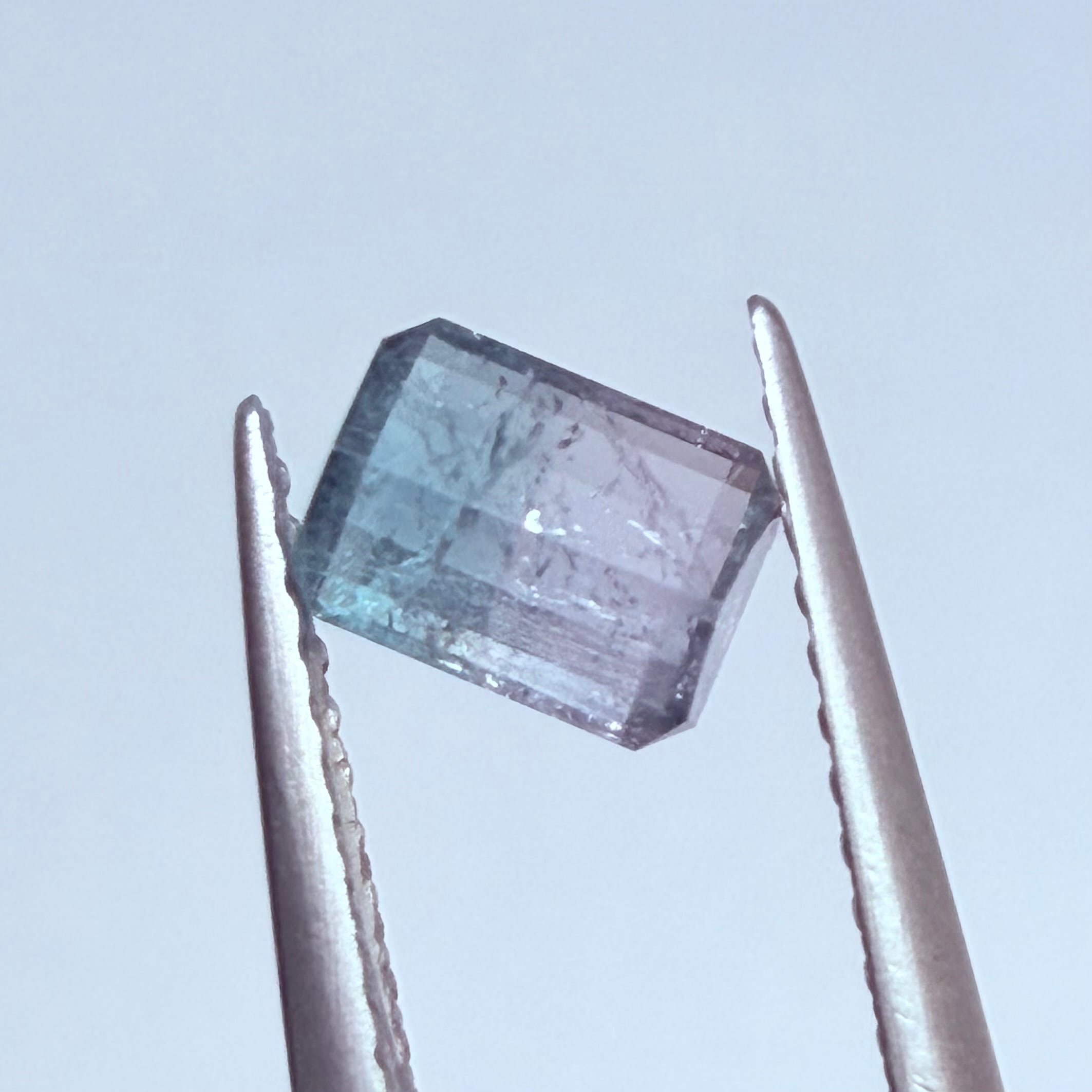 アナ雪の世界のようなバイカラートルマリン