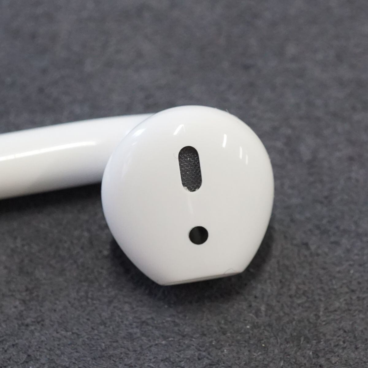 AirPods 第二世代 左イヤホンのみ USED美品 L 片耳 左耳 A2031 ...