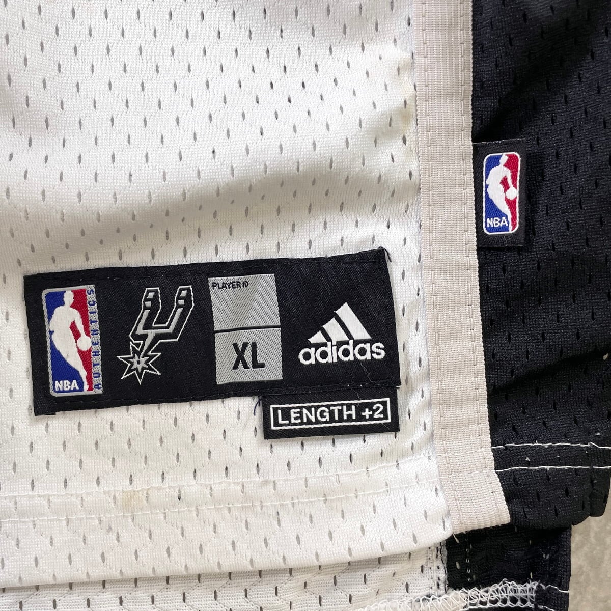 【極上刺繍】NBA スパーズ ダンカン ゲームシャツ マジェスティック 21 adidas NBA SAN ANTONIO SPURS ゲームシャツ メンズL 古着 サン