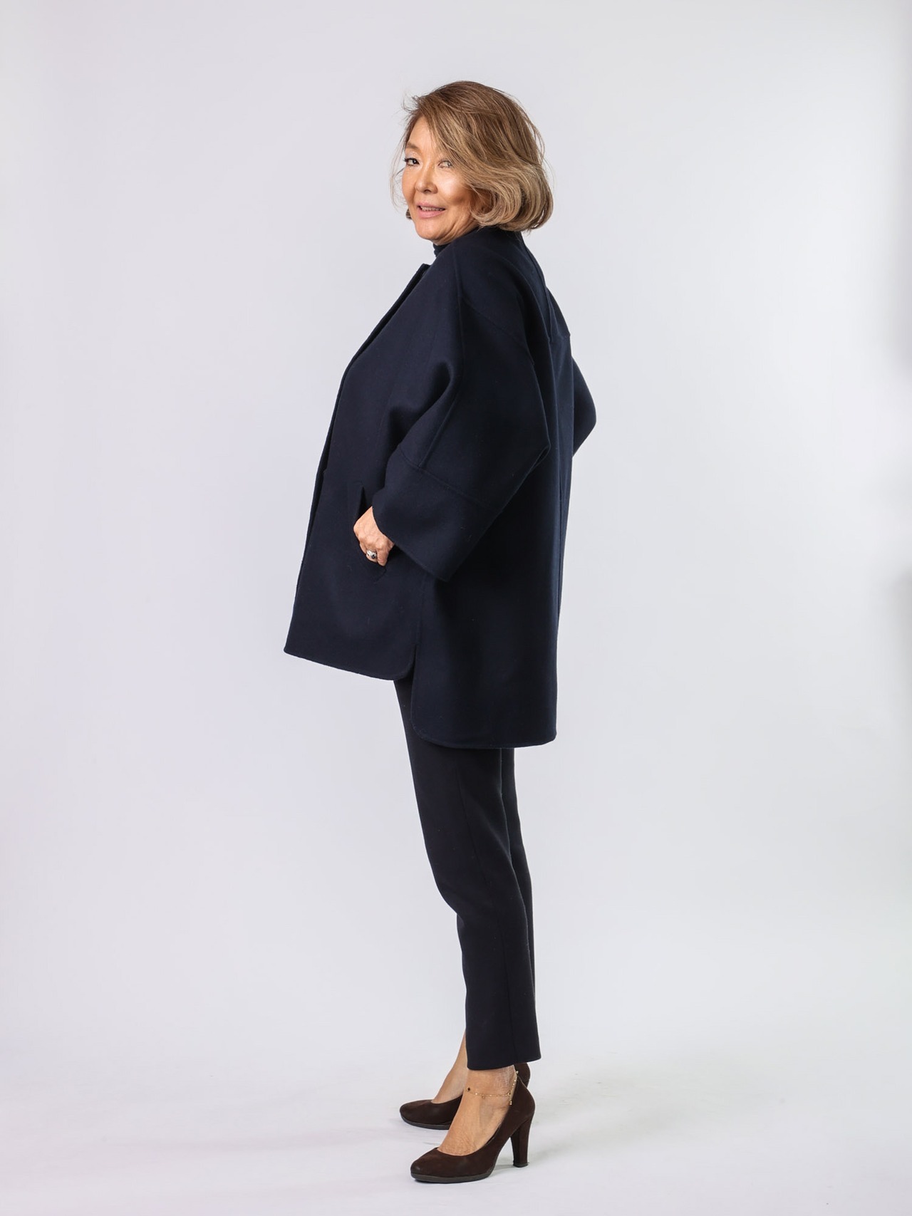 BRAHMIN(ノーカラーポンチョコート)