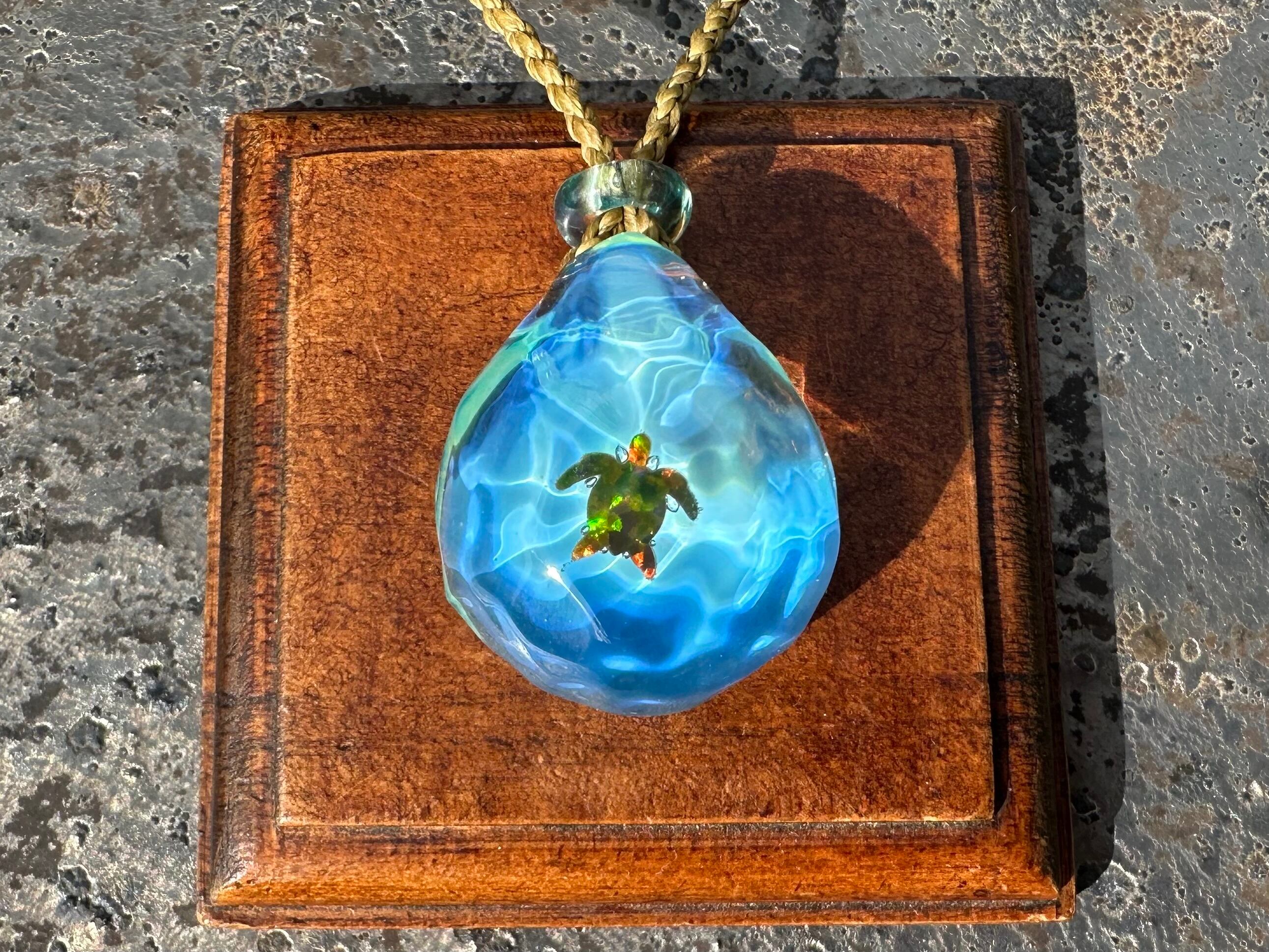 【ウミノカケラ　Sea turtle 】