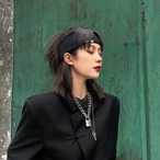 Tumulus: ネット 赤 ニット 穴 カチューシャ 個性 男女 スポーツ つば広 カチューシャ シンプル アウター イン 黒 カチューシャ 潮 レッド ブラック ヘアバンド ヘアアクセサリー Tum47568571999