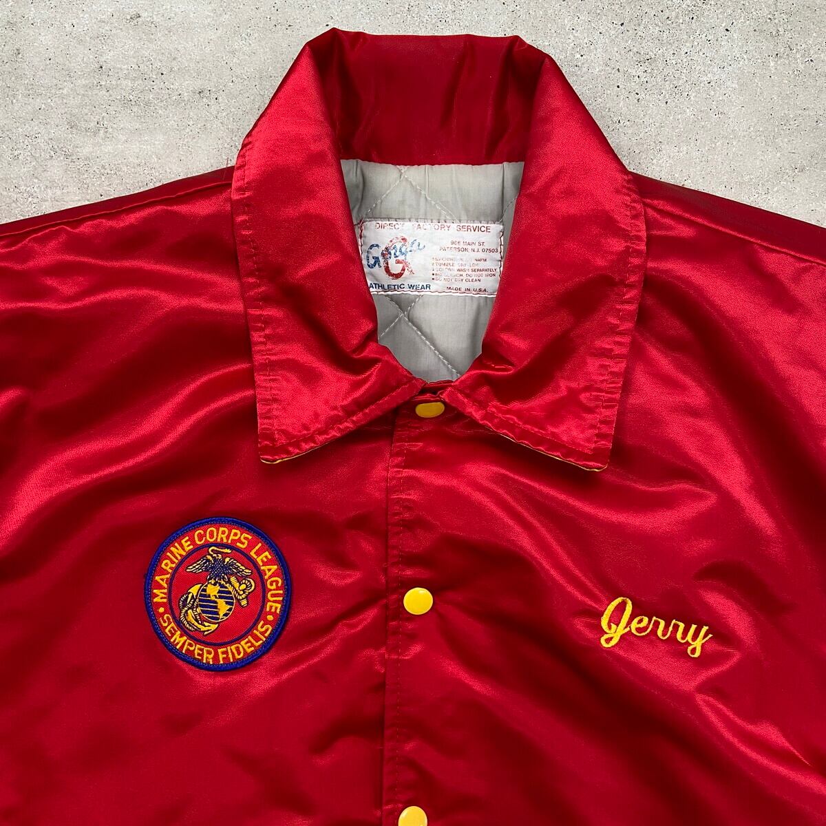 90年代 USA製 MARINE CORPS LEAGUE MCL 襟付き スタジャン メンズL相当 古着 90s ヴィンテージ VINTAGE アメカジ キルティングライナー リブボーダー アメリカ海兵隊 ワッペン付き 赤色 90年代 USA製 MARINE CORPS LEAGUE MCL 襟付き スタジャン メンズL相当