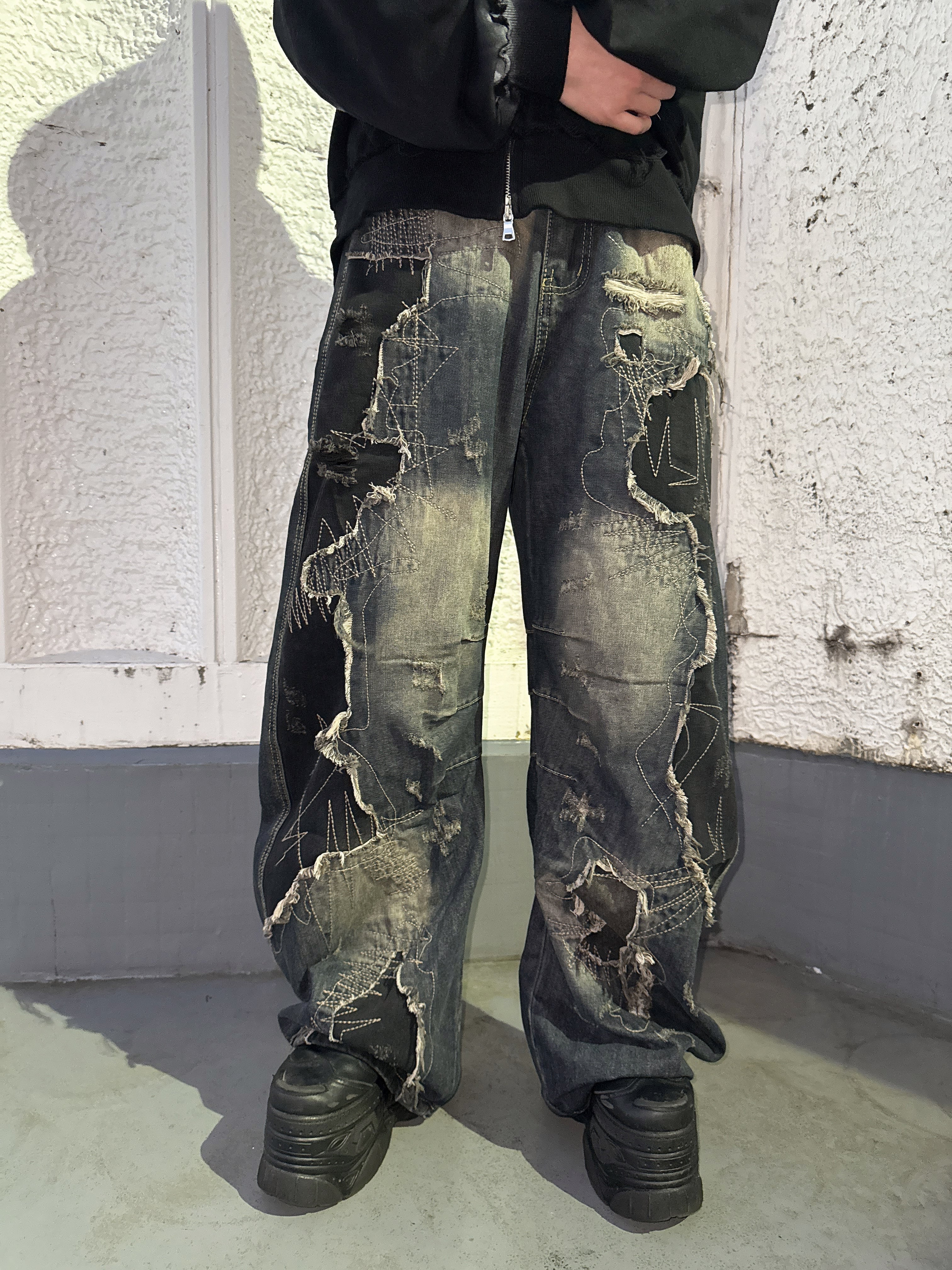 BARCON 新・ツギハギダメージバギーデニムパンツ | 韓国系ユニセックス