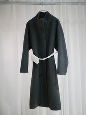 25aw 受注アイテム : RITSUKO KARITA - Plain cocoon coat (plain) Cloud charcoal