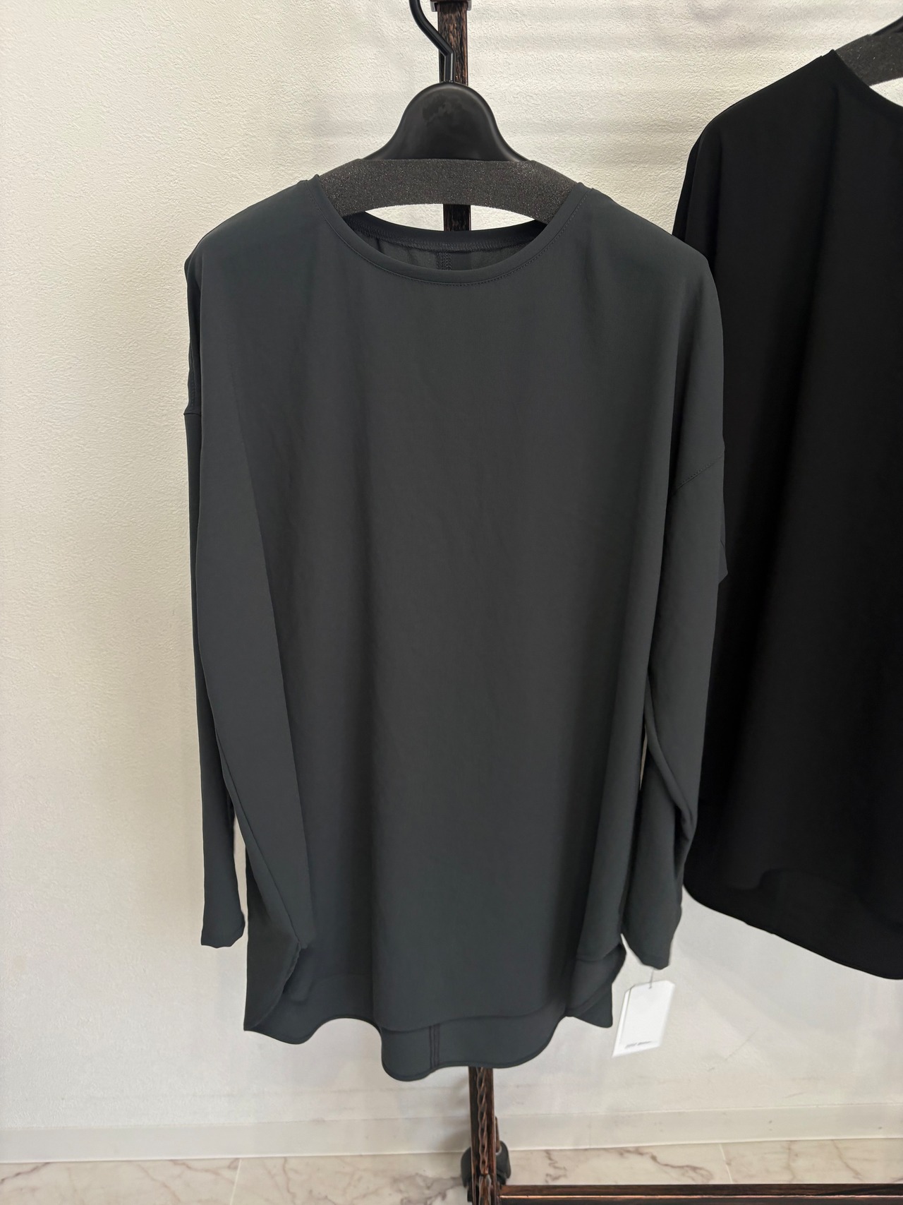 【MIMI】 ポリラウンドカットソー　21267756