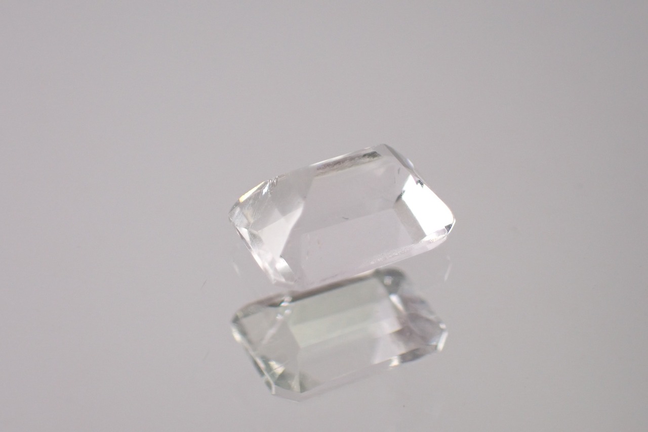 ハイアライトオパール　0.49ct　 [D5-109]