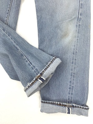 M-100 リーバイス Levis501古着 1983年赤耳 米国製刻524　W 75cm  股下 77cm　
