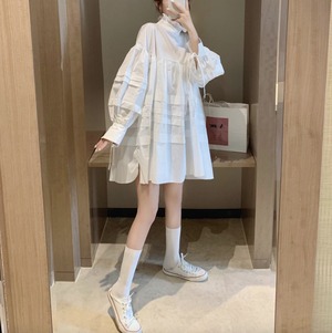 ワンピース デート シャツ シャツワンピース ショート ショート丈 膝上 袖あり 長袖 リボン かわいい 大人可愛い きれいめ シンプル カジュアル 大人 上品 おしゃれ お洒落 主役級 存在感 春 秋 10代 20代 レディース 女性用 OL 学生 デート お出かけ 公園デビュー 女子会 お泊まり 休日 旅行 着回し 普段使い ファッション コーデ 楽ちん トレンド 流行 インスタ映え フリーサイズ 大きい 大きめ ゆったり ゆる 白 ホワイト 黒 ブラック