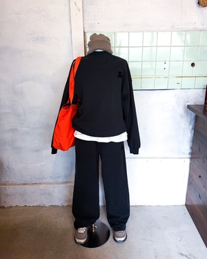 【THE NEW SOCIETY 18Y】TNS LOGO TEEN RIB SWEATSHIRT