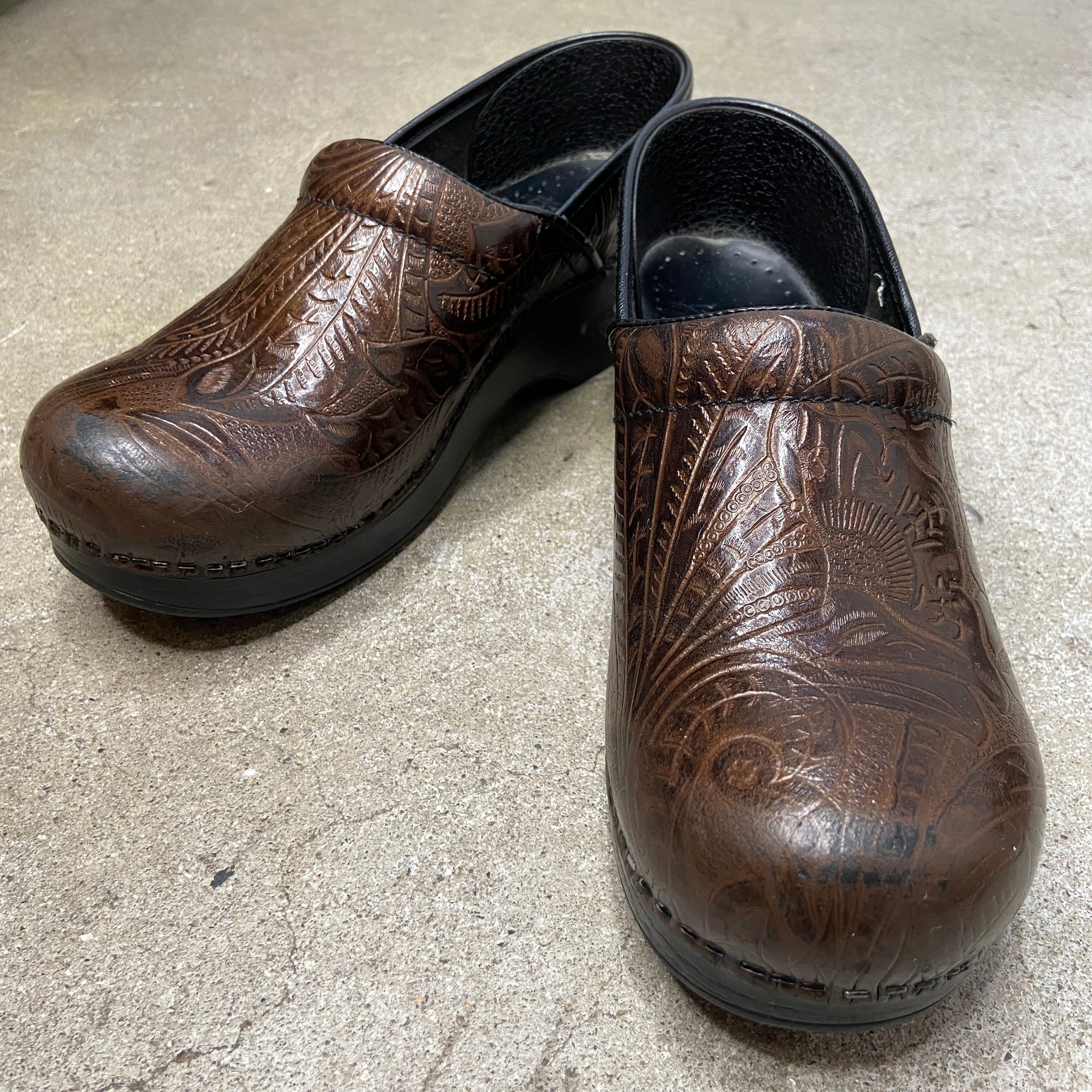 dansko サンダル　MACI ラズベリー