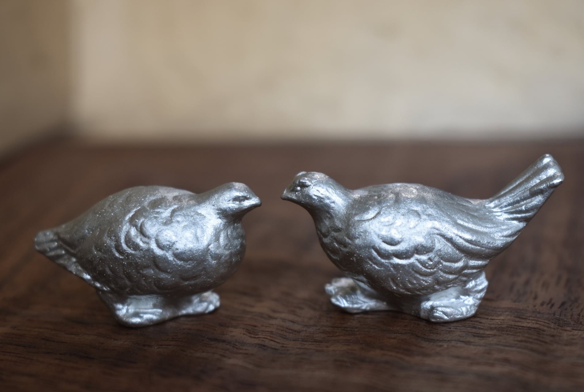 小さな錫のライチョウ物語 | 株式会社竹中銅器