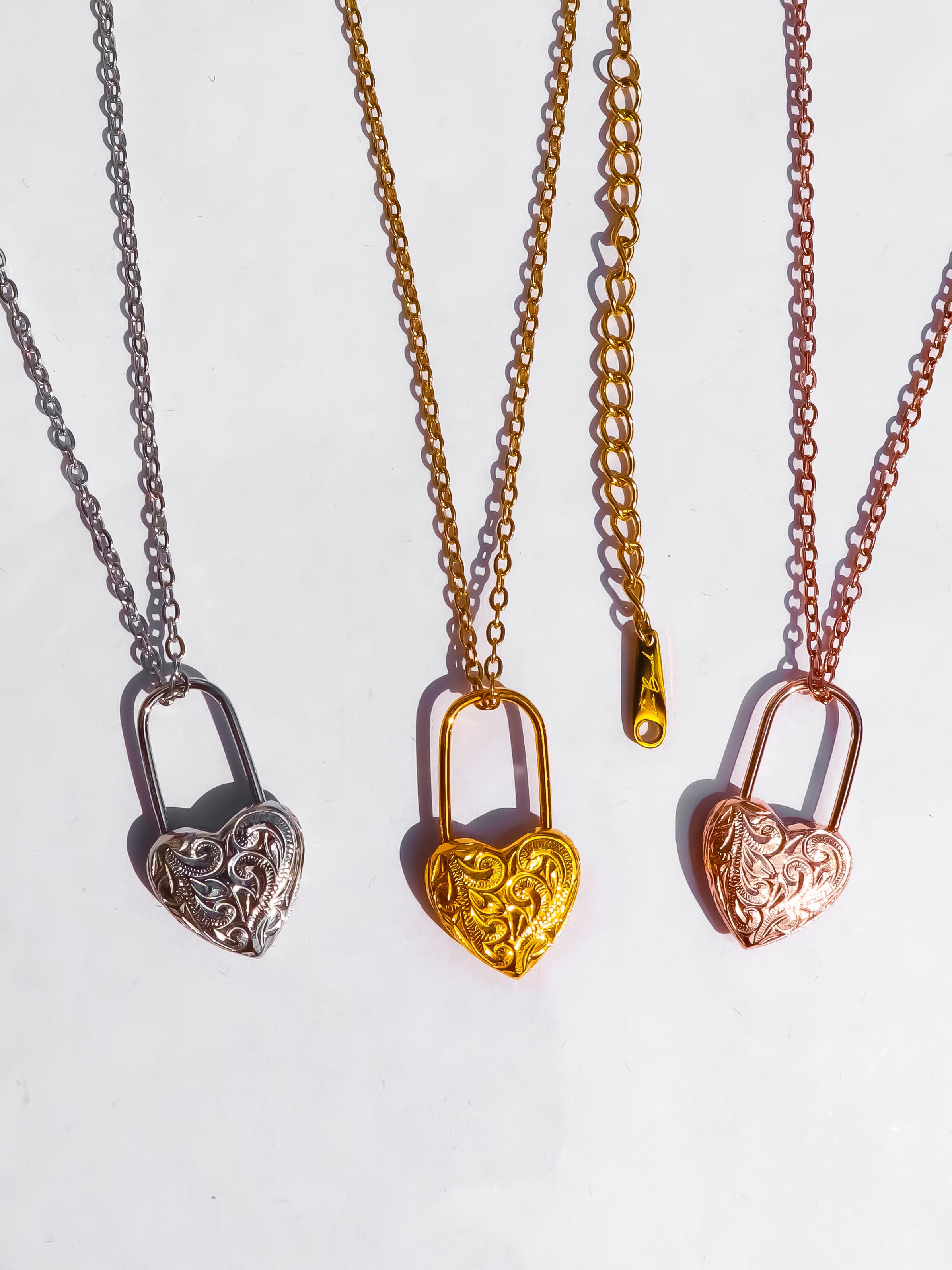 2way Heart padlock necklace