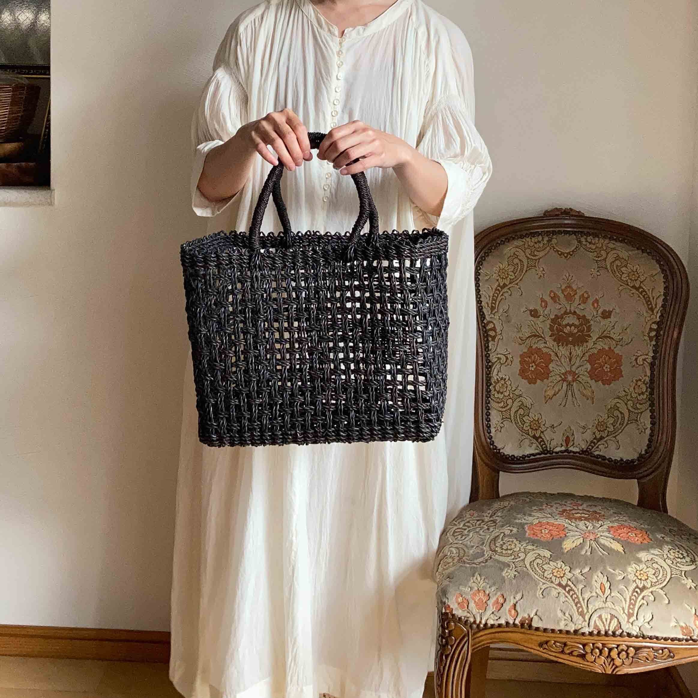 シーグラスのかごバッグ（黒M） | かごと雑貨のお店 atta