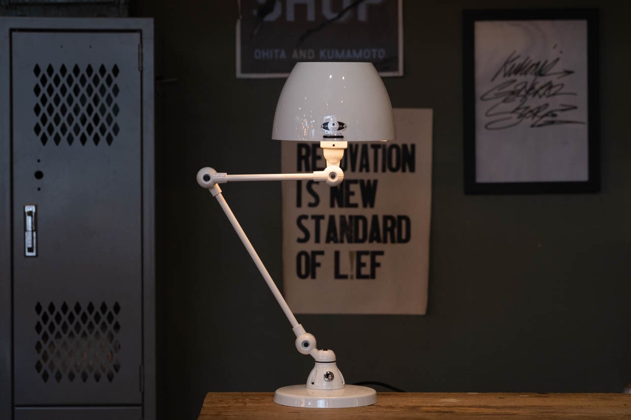 JIELDE 373 AICLER CURVE DESK LAMP_White | KUHONJI GENERAL STORE