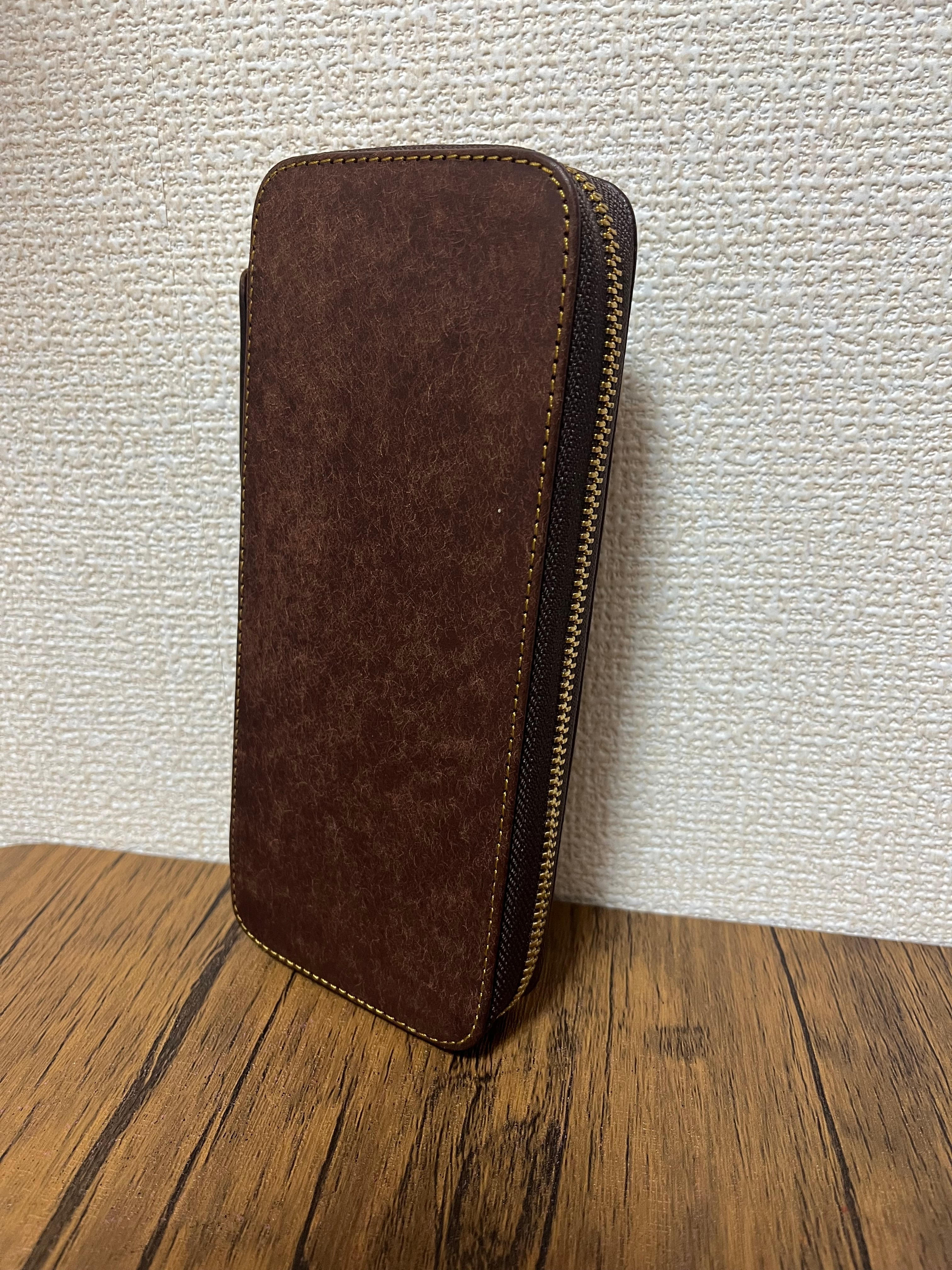 バハギア ペンケース ラウンドジップ型 プエブロ タバコ | Bahagia & Craft