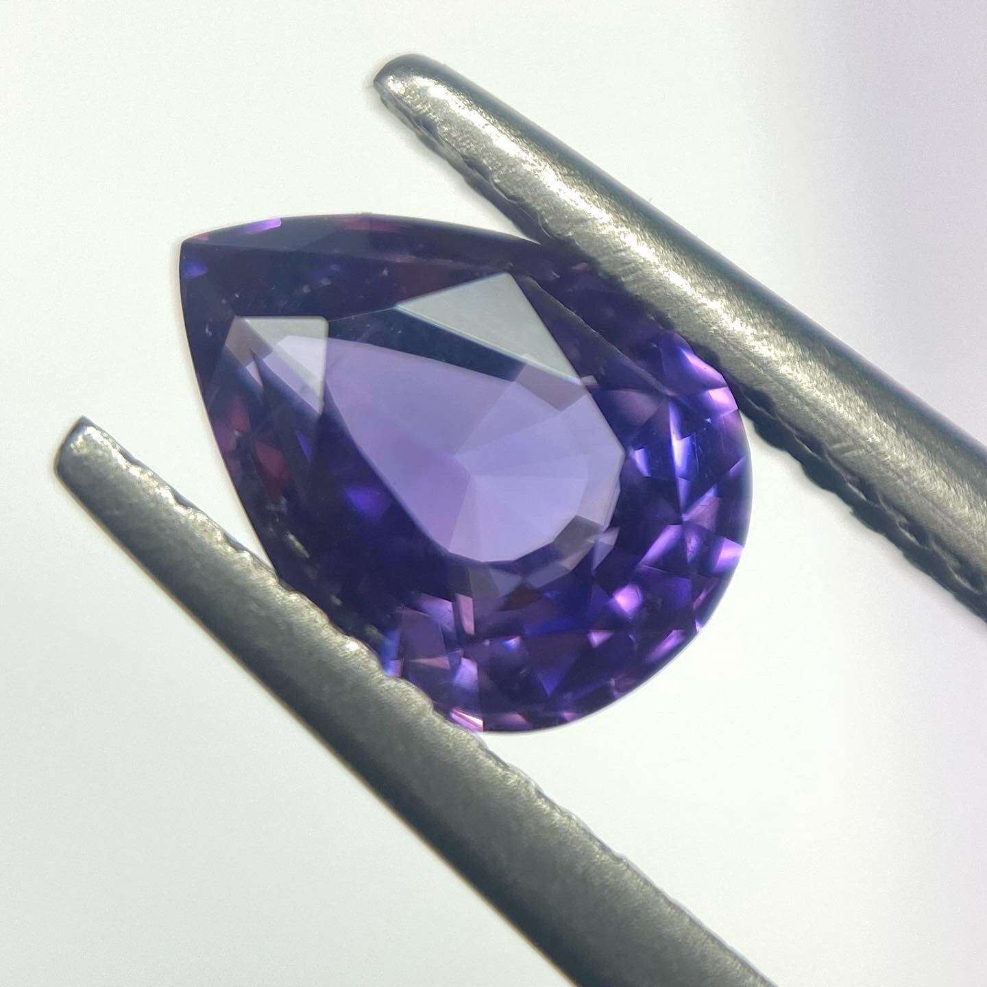 鉱山主ファミリー直仕入 非加熱パープルサファイア