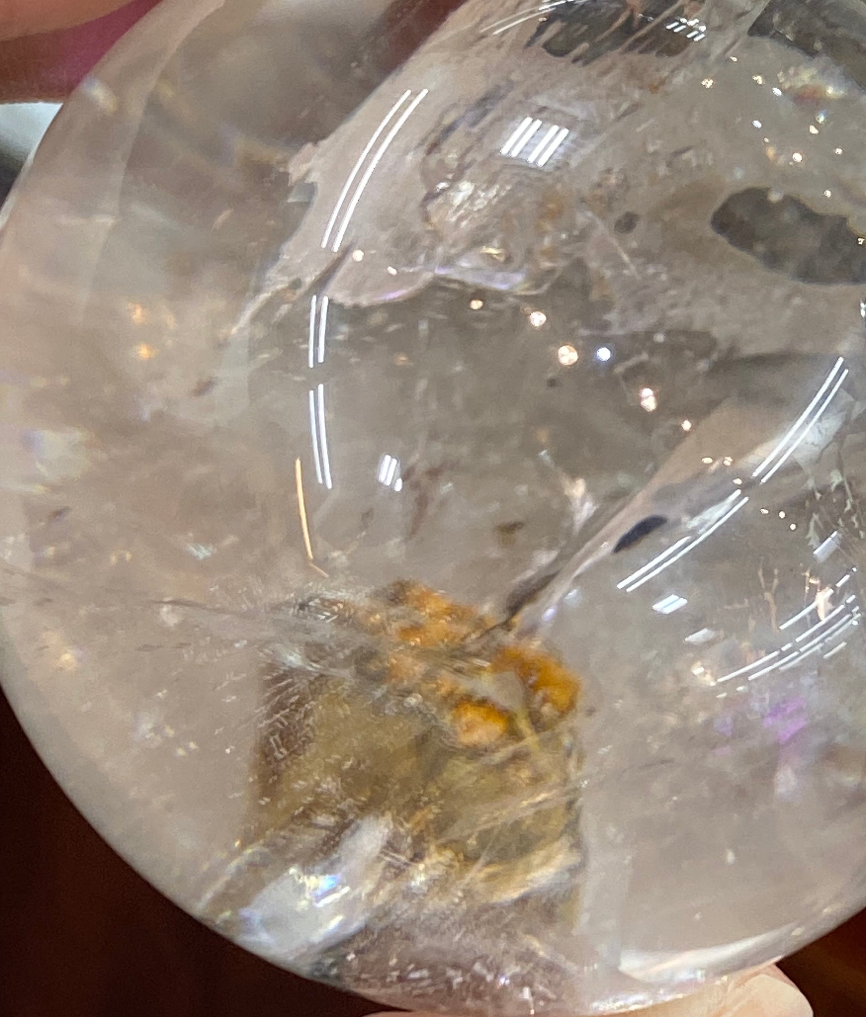 レア パイライト入り！虹入り！水晶丸玉 パイライトインクォーツ丸玉