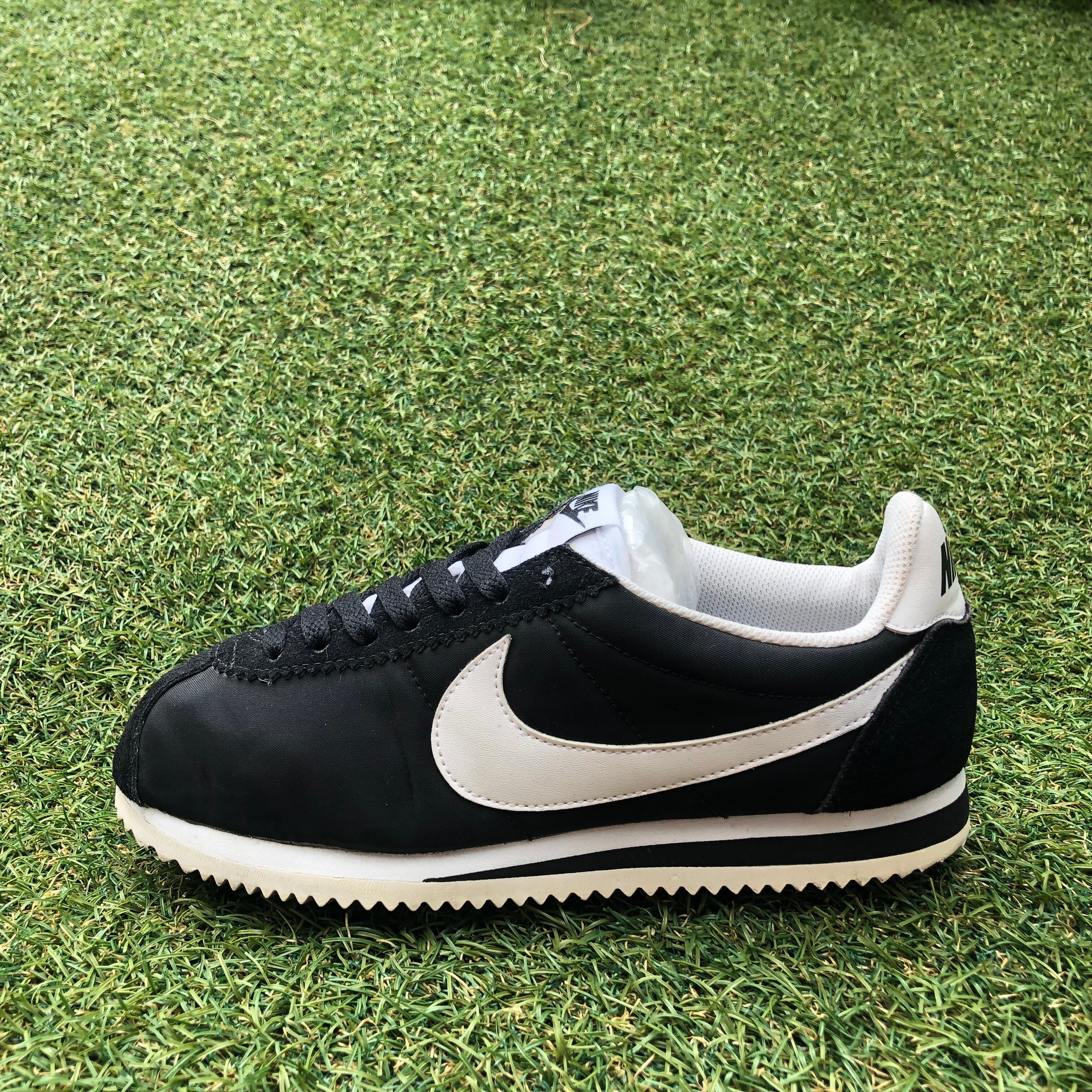 NIKE CLASSIC CORTEZ NYLON ナイキ コルテッツ ベーシック ナイロン H897